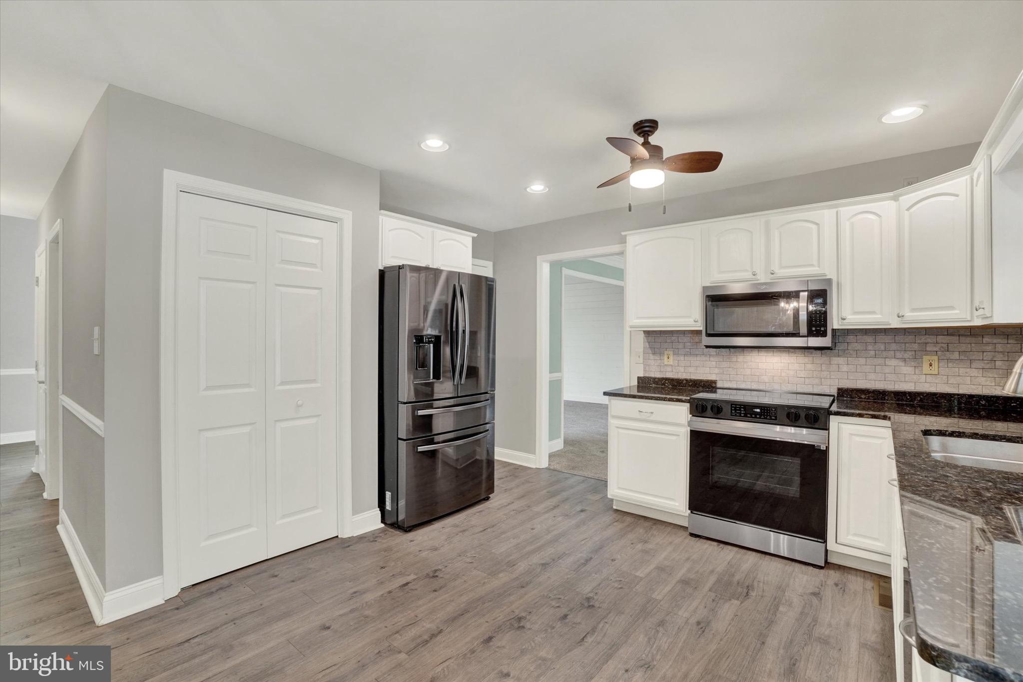MEADOW HILL - Residential