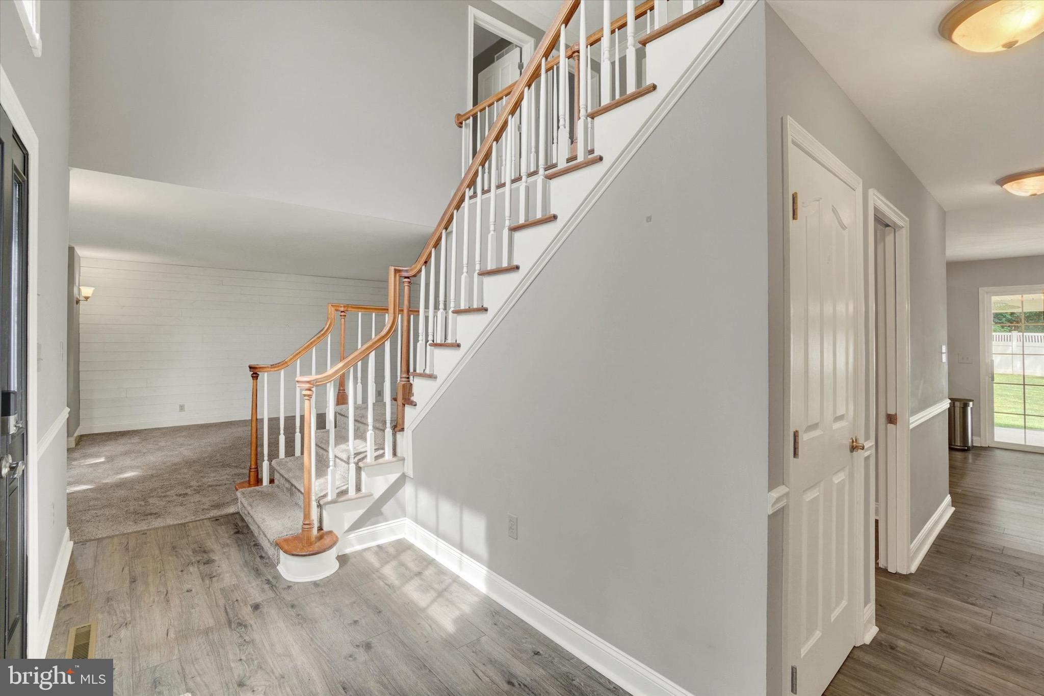 MEADOW HILL - Residential