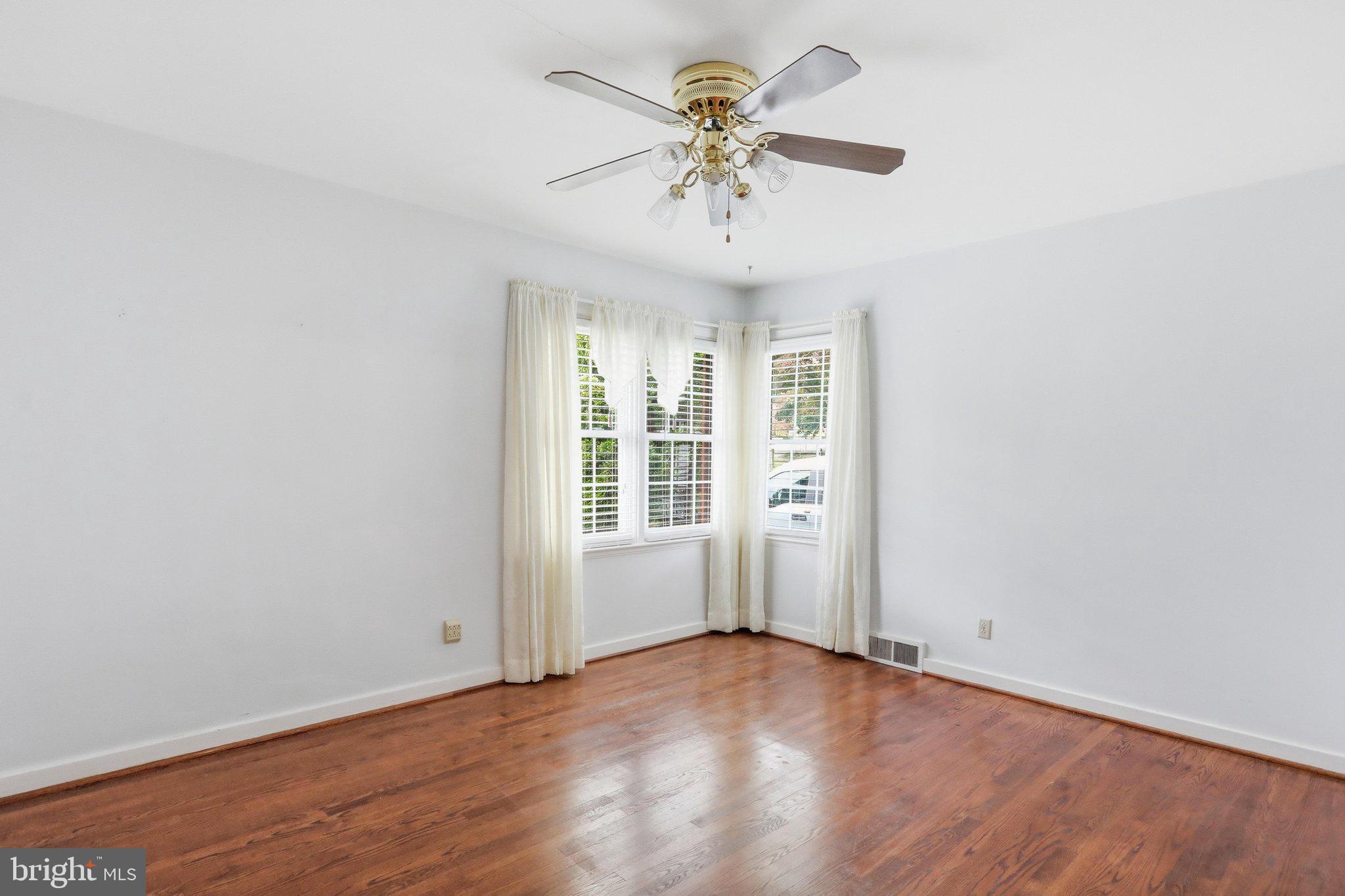 FOUNTAIN HEAD - Residential