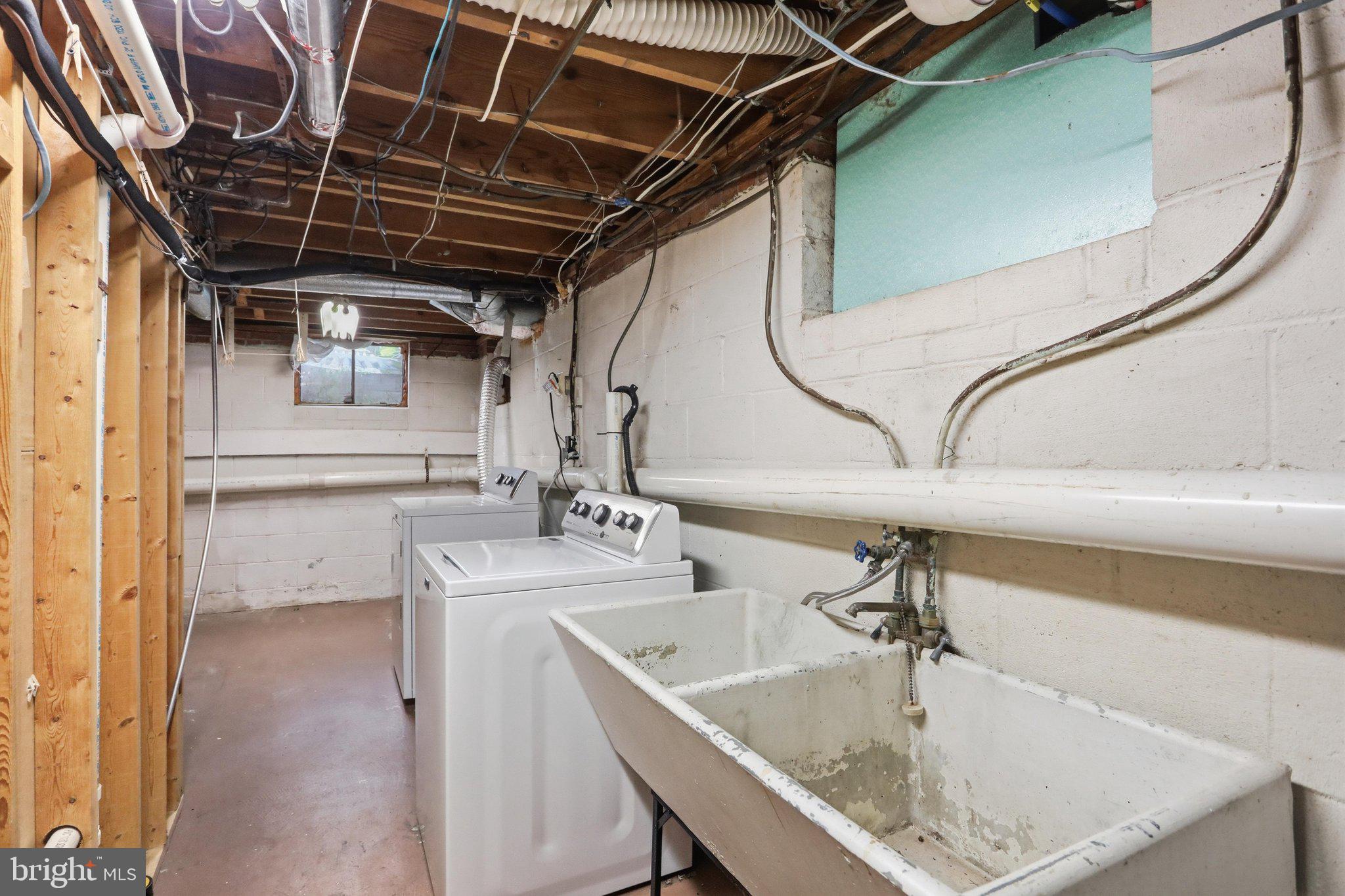 FOUNTAIN HEAD - Residential