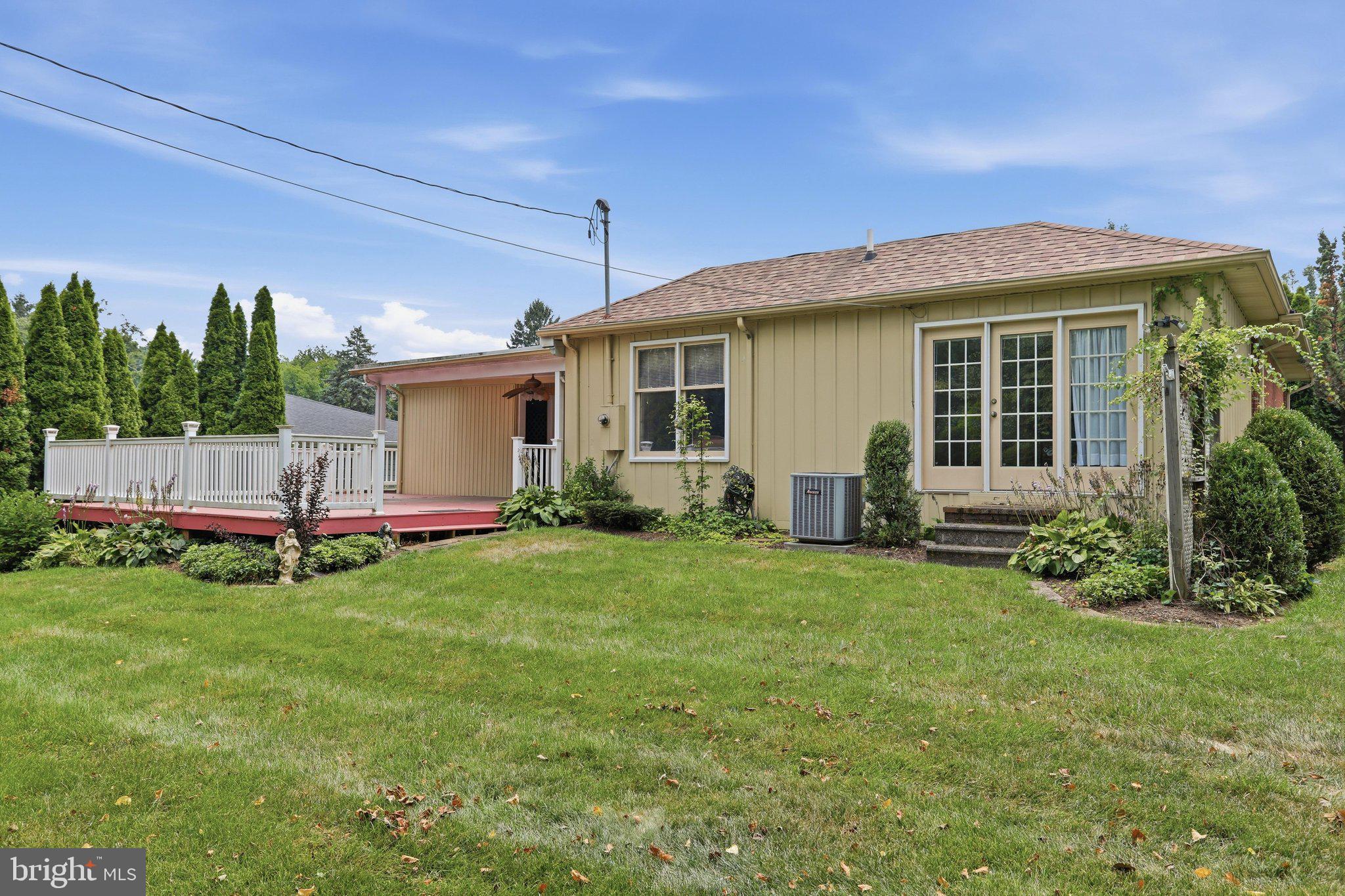 FOUNTAIN HEAD - Residential