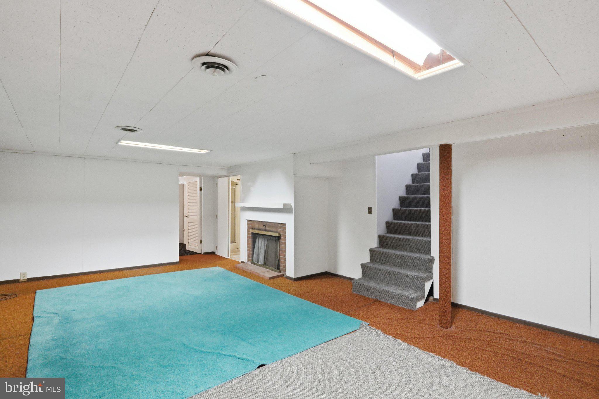 FOUNTAIN HEAD - Residential