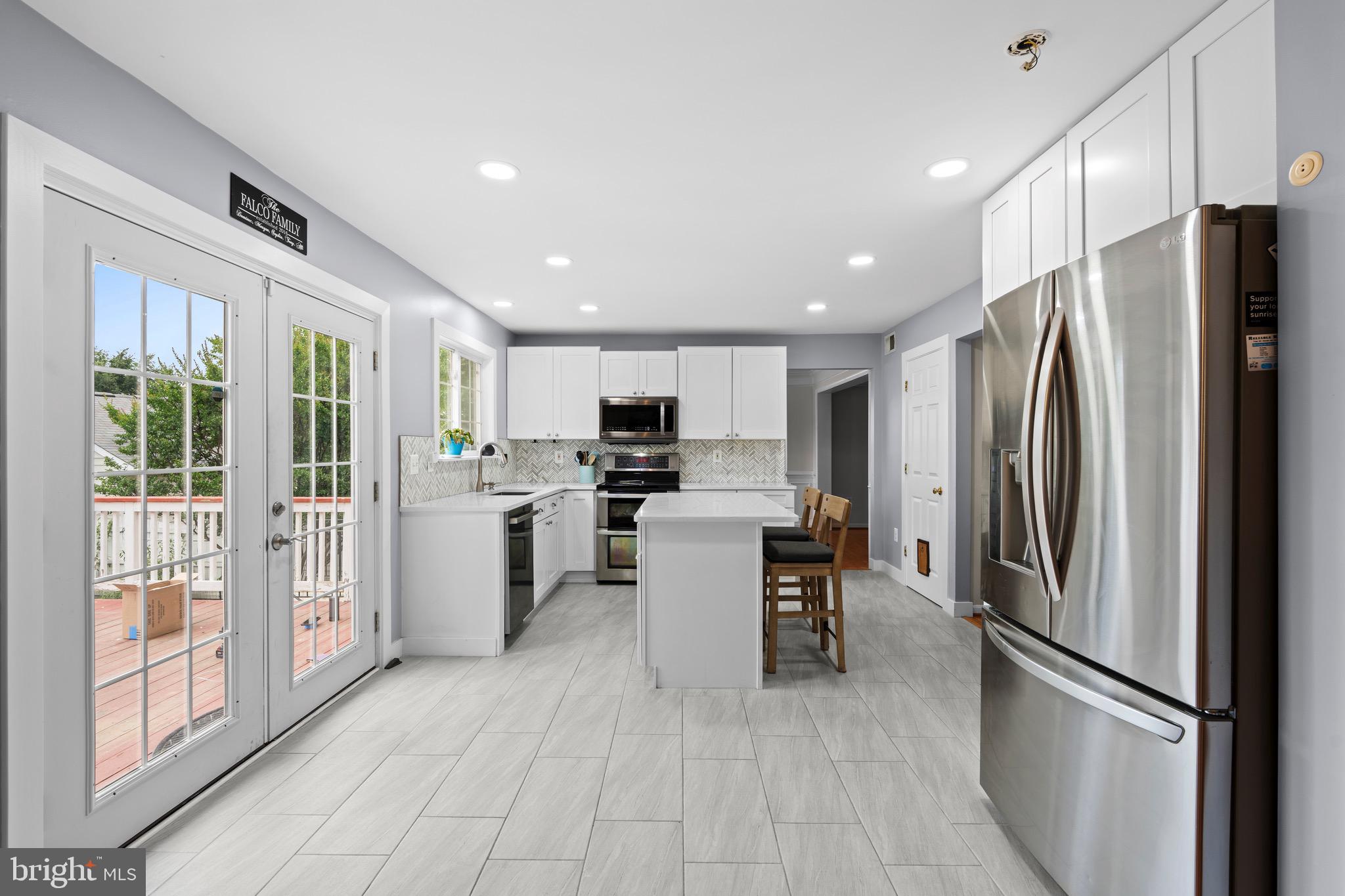 BELMONT FOREST - Residential