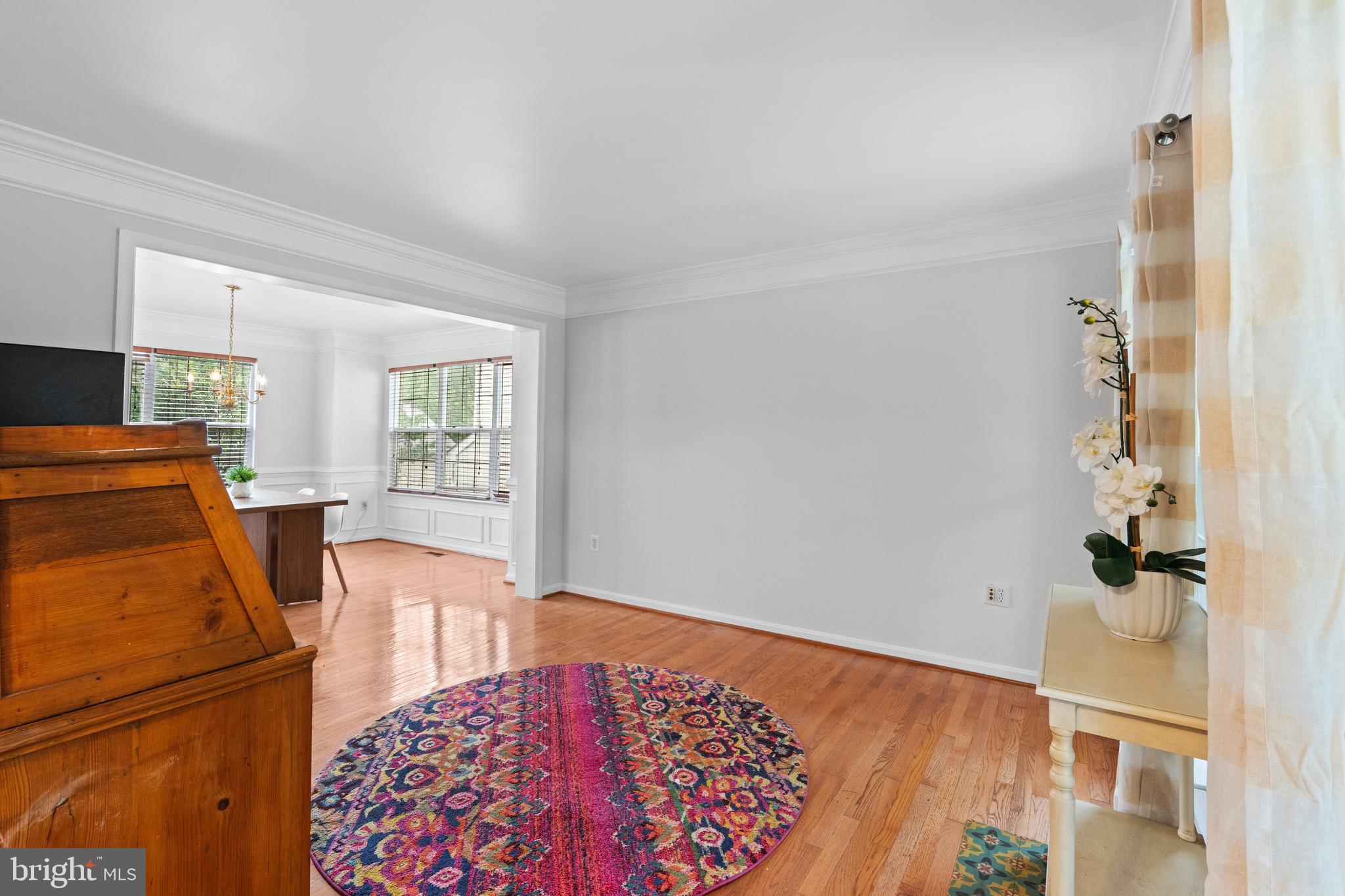 BELMONT FOREST - Residential