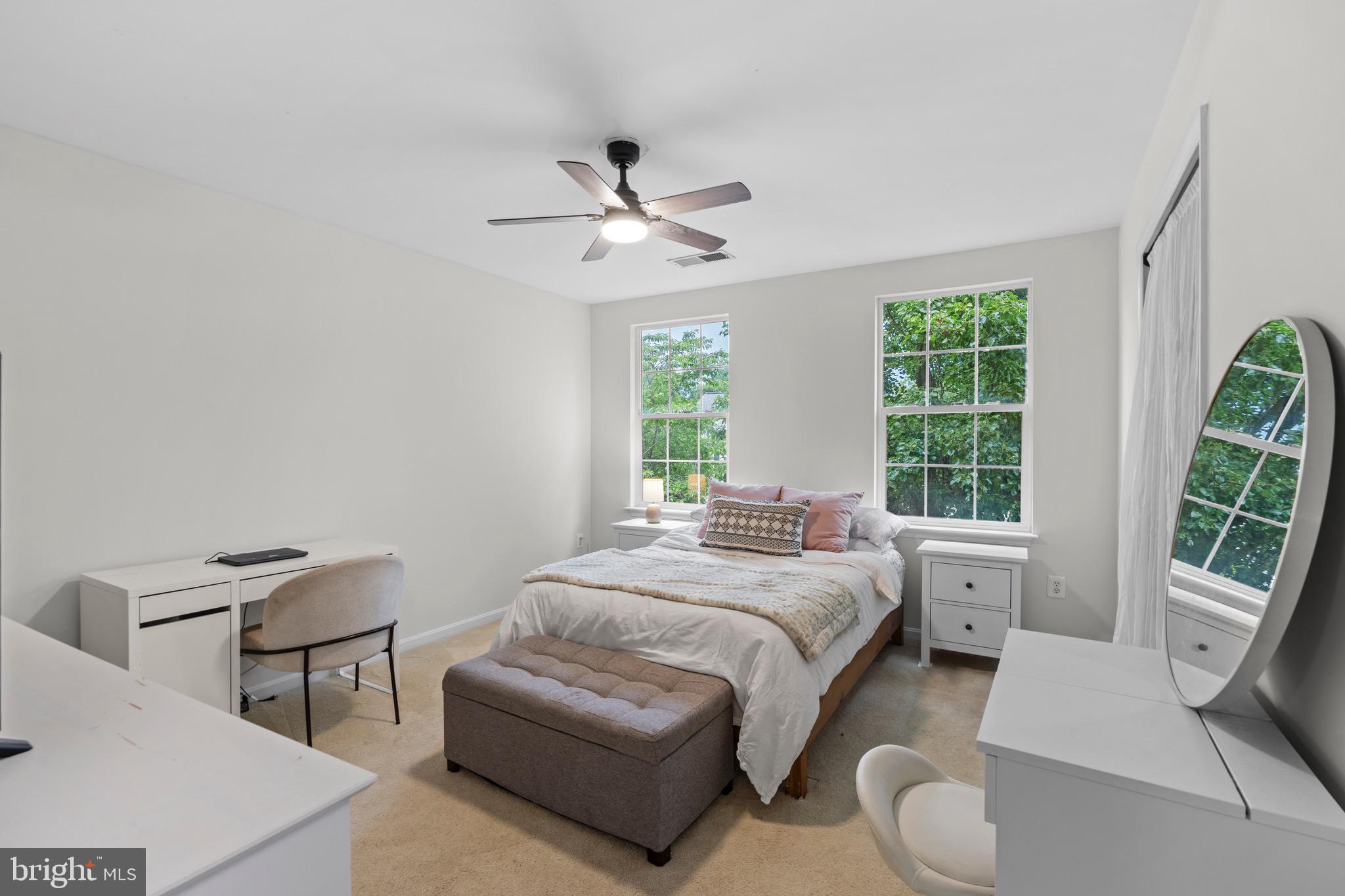 BELMONT FOREST - Residential