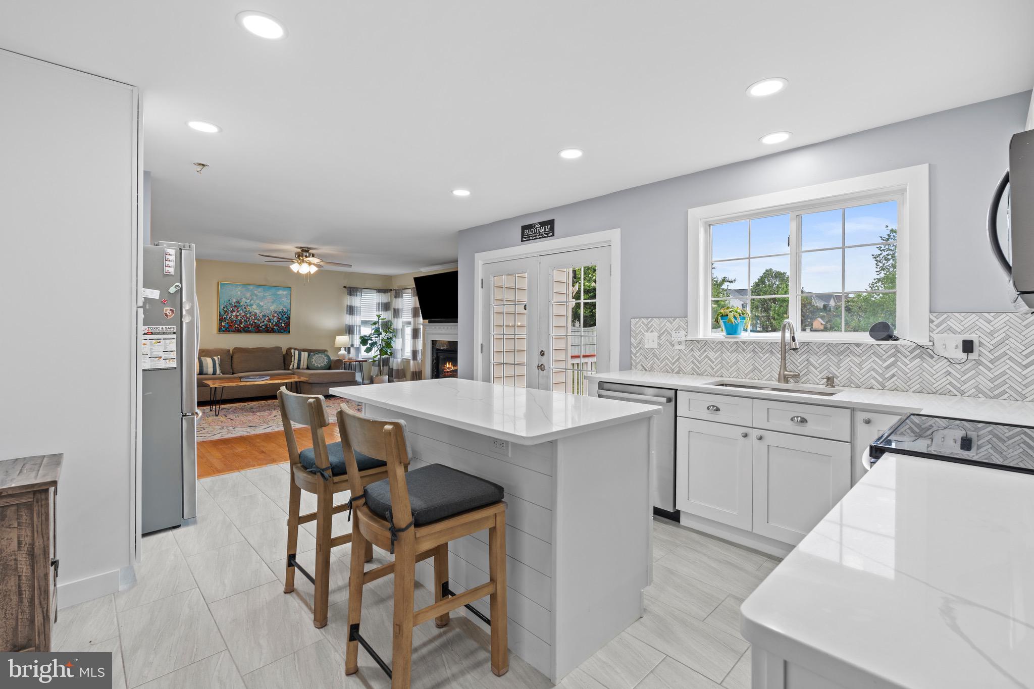 BELMONT FOREST - Residential