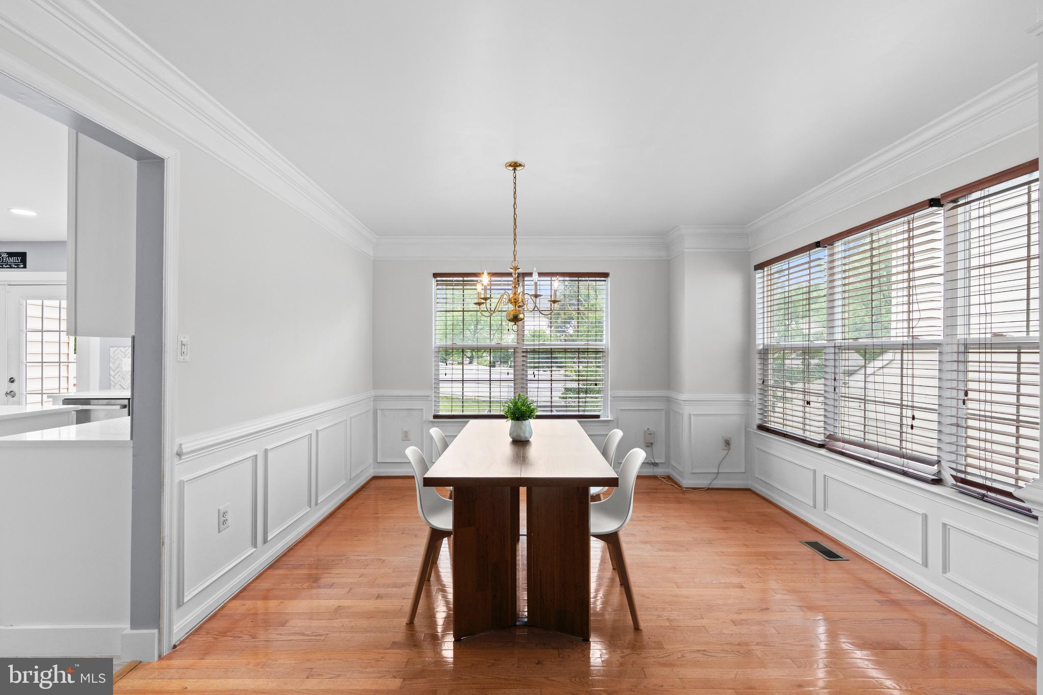 BELMONT FOREST - Residential