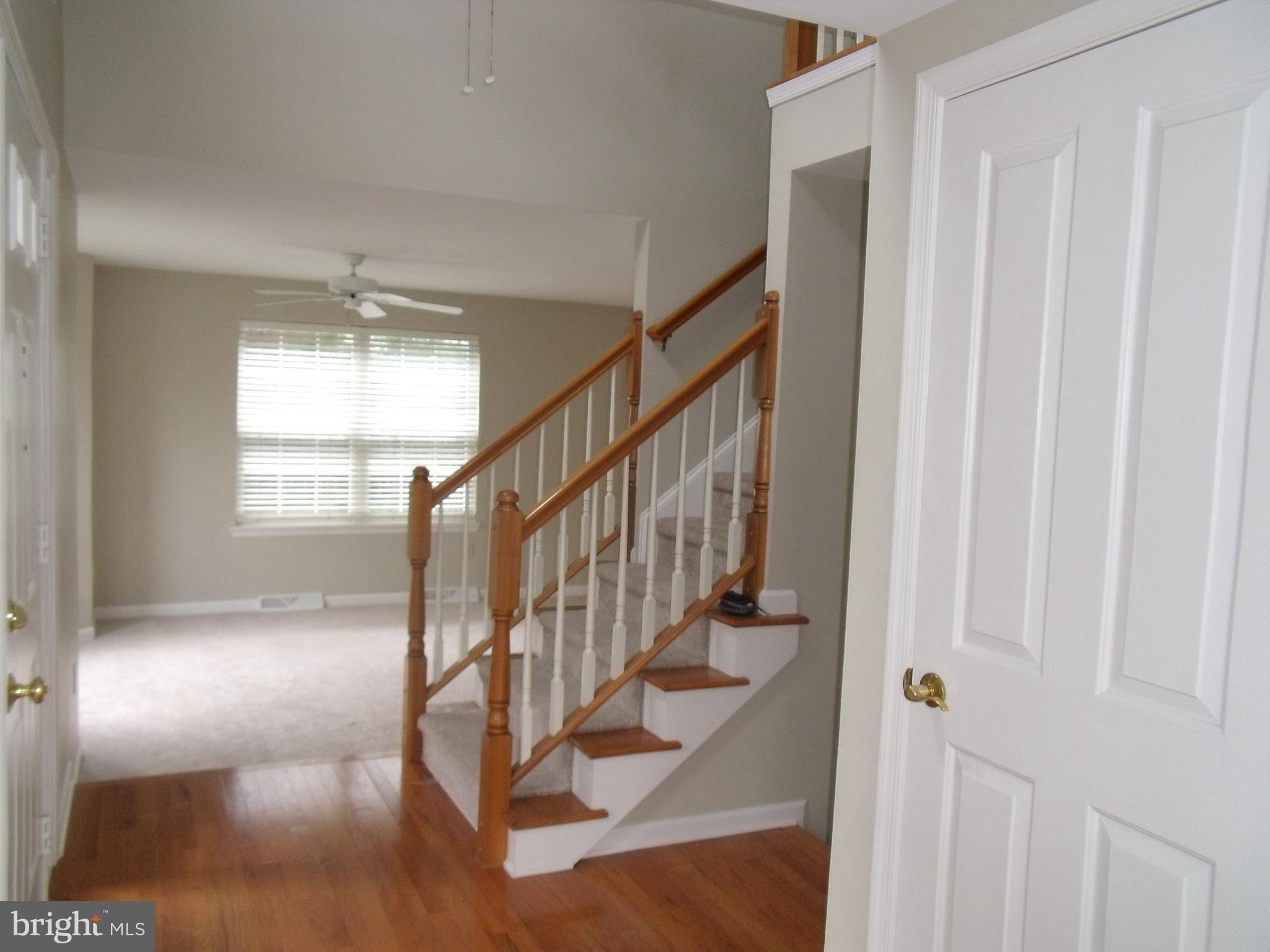 LOMBARD PINES - Residential