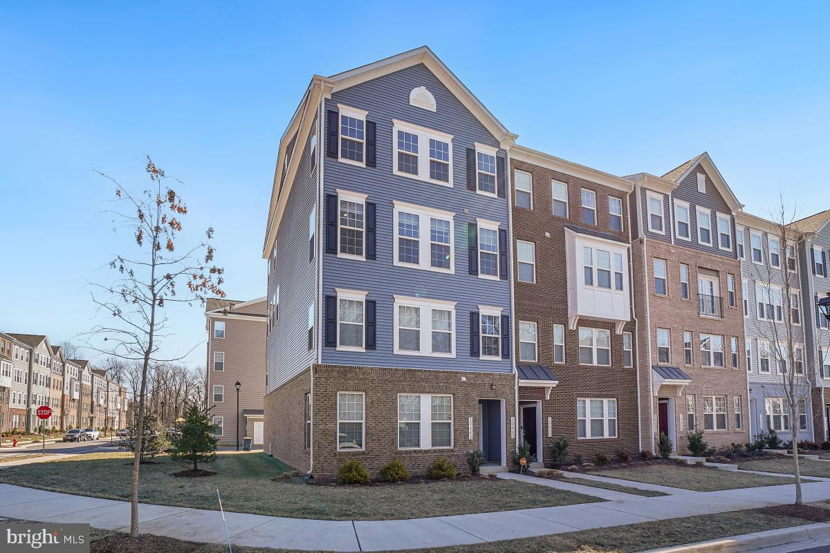 GLEN DALE COMMONS PHASE 2 - Residential Lease