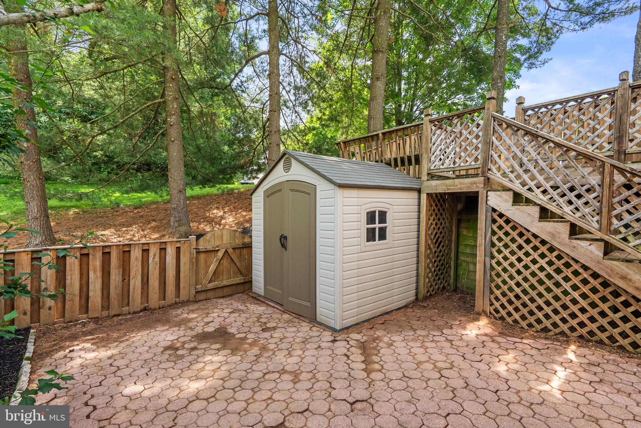 STONEBRIDGE - Residential