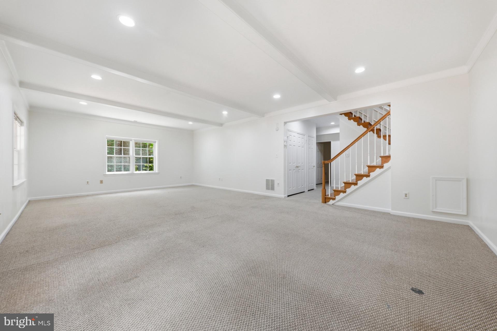FOX HILLS - Residential