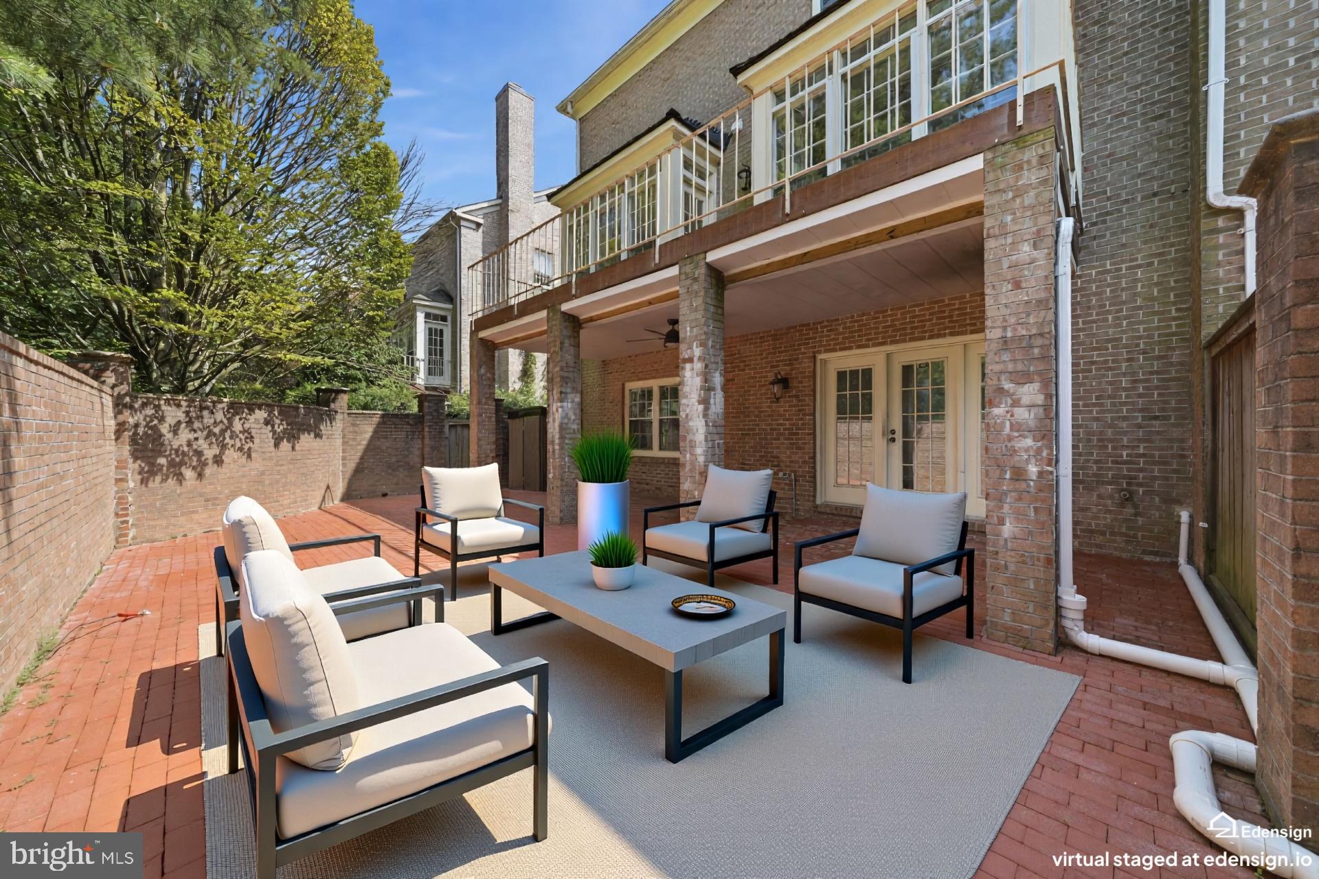 FOX HILLS - Residential