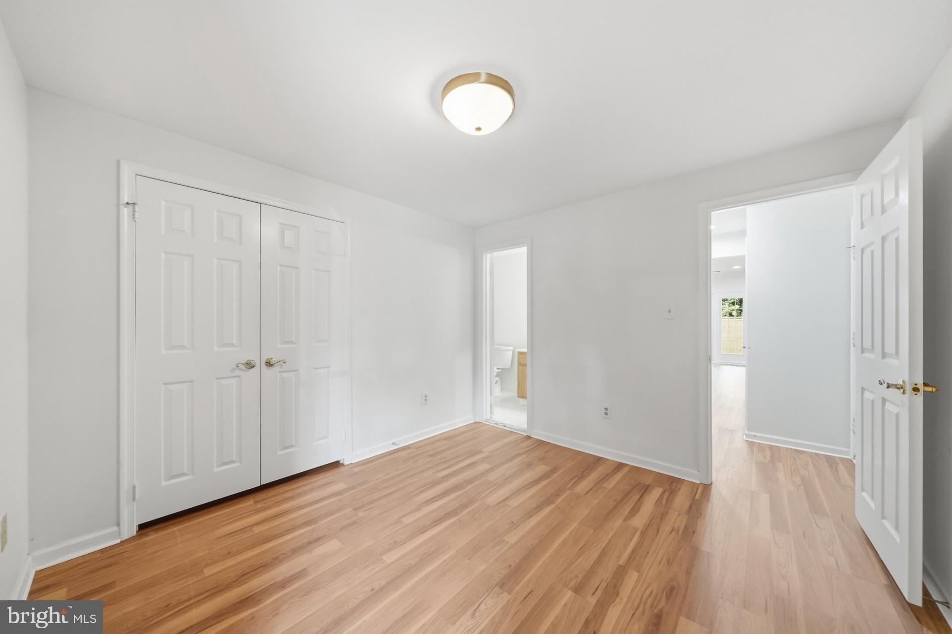 FOX HILLS - Residential
