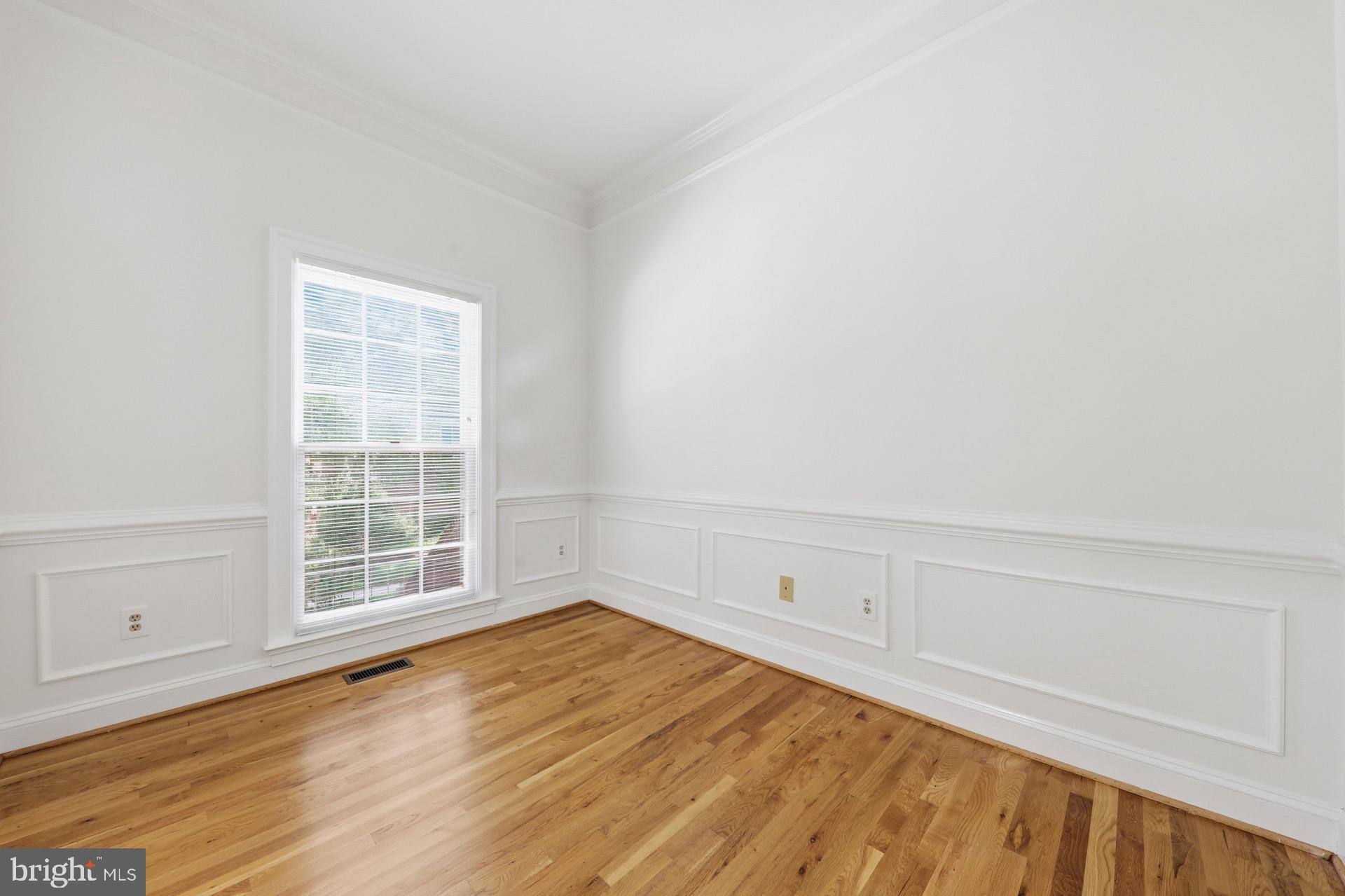 FOX HILLS - Residential