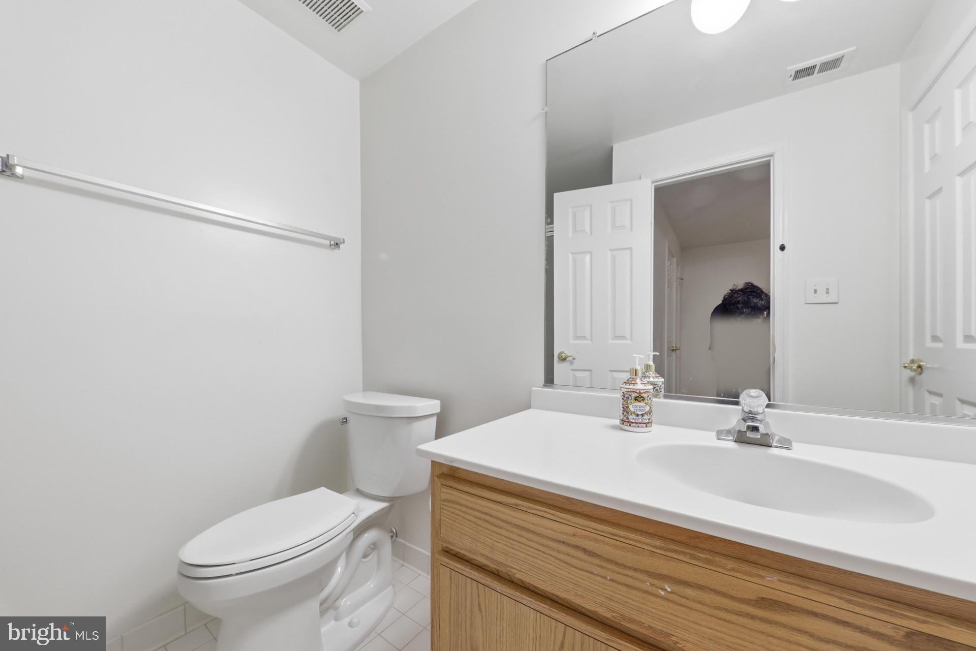FOX HILLS - Residential
