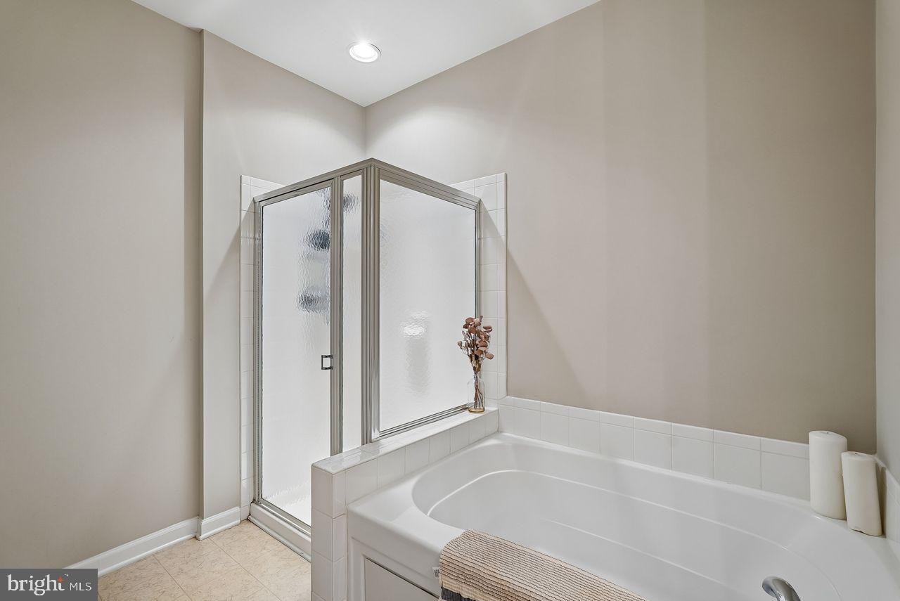 THE RIDGES @ BELMONT COUNTRY CLUB - Residential