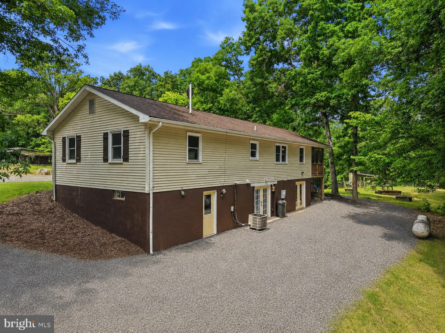 ARROWHEAD - Residential