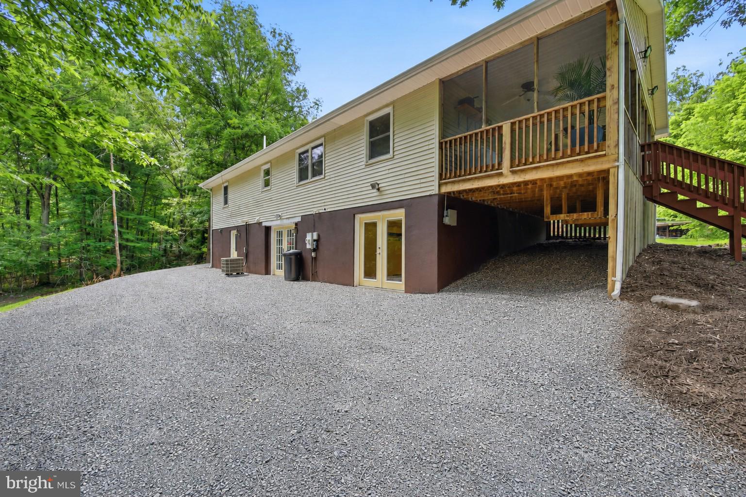 ARROWHEAD - Residential