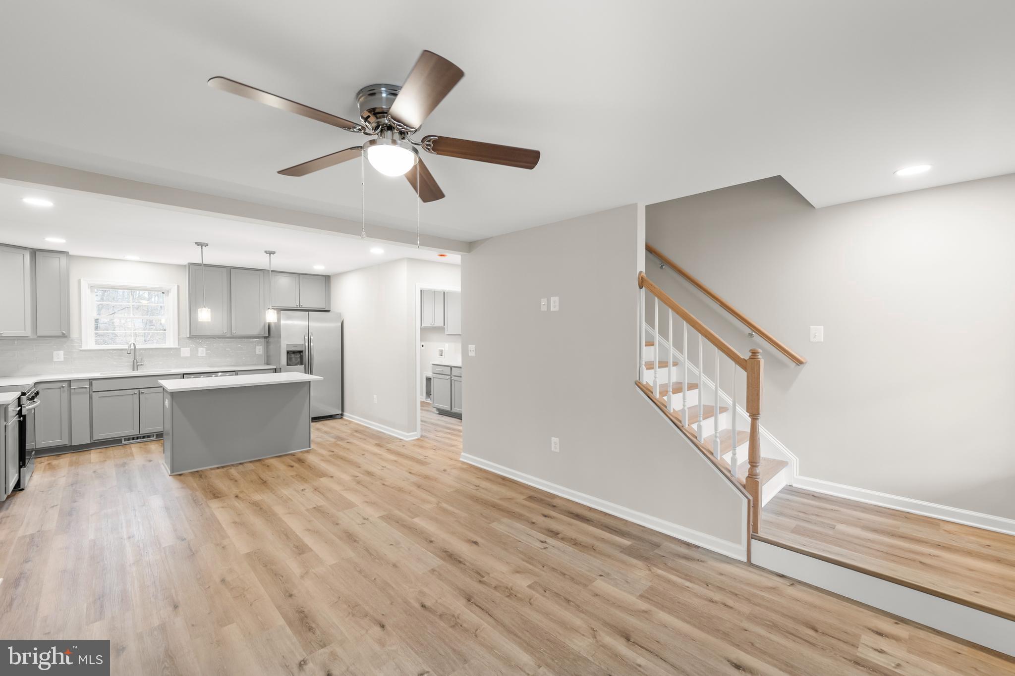 LAKE HOLIDAY ESTATES - Residential
