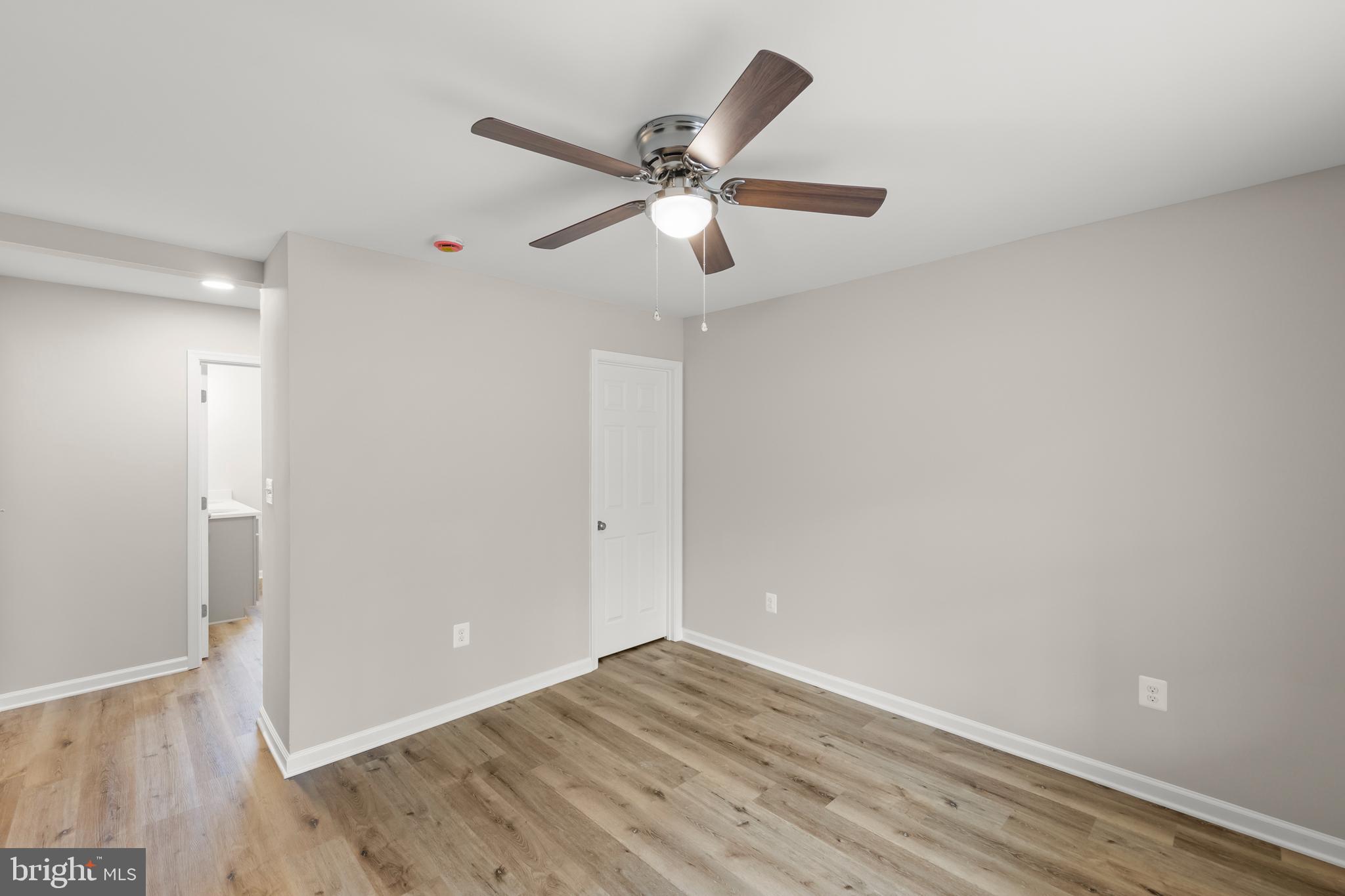 LAKE HOLIDAY ESTATES - Residential