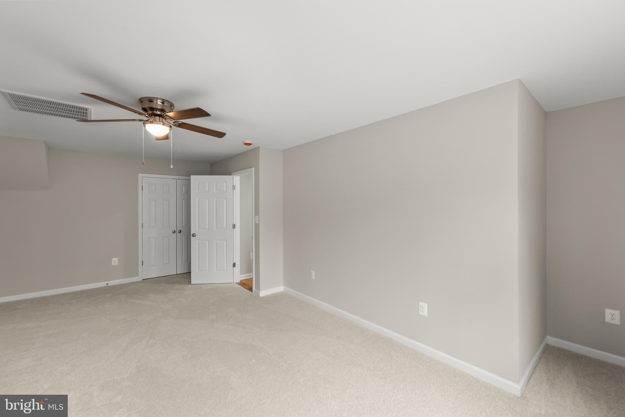 LAKE HOLIDAY ESTATES - Residential