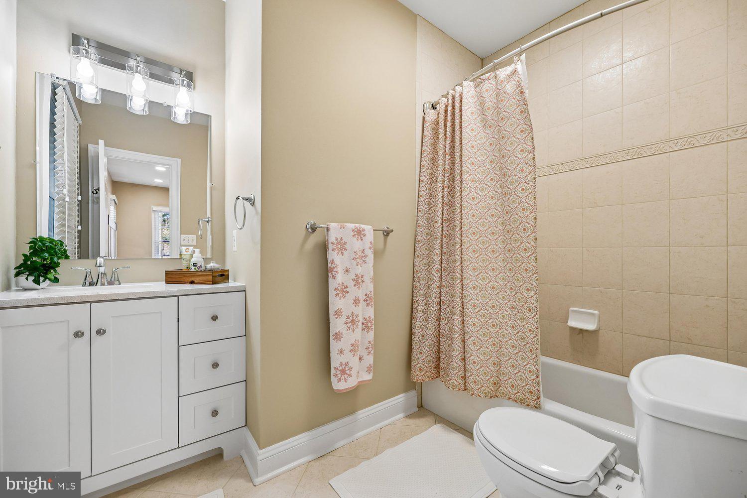 TRAVILAH MEADOWS - Residential