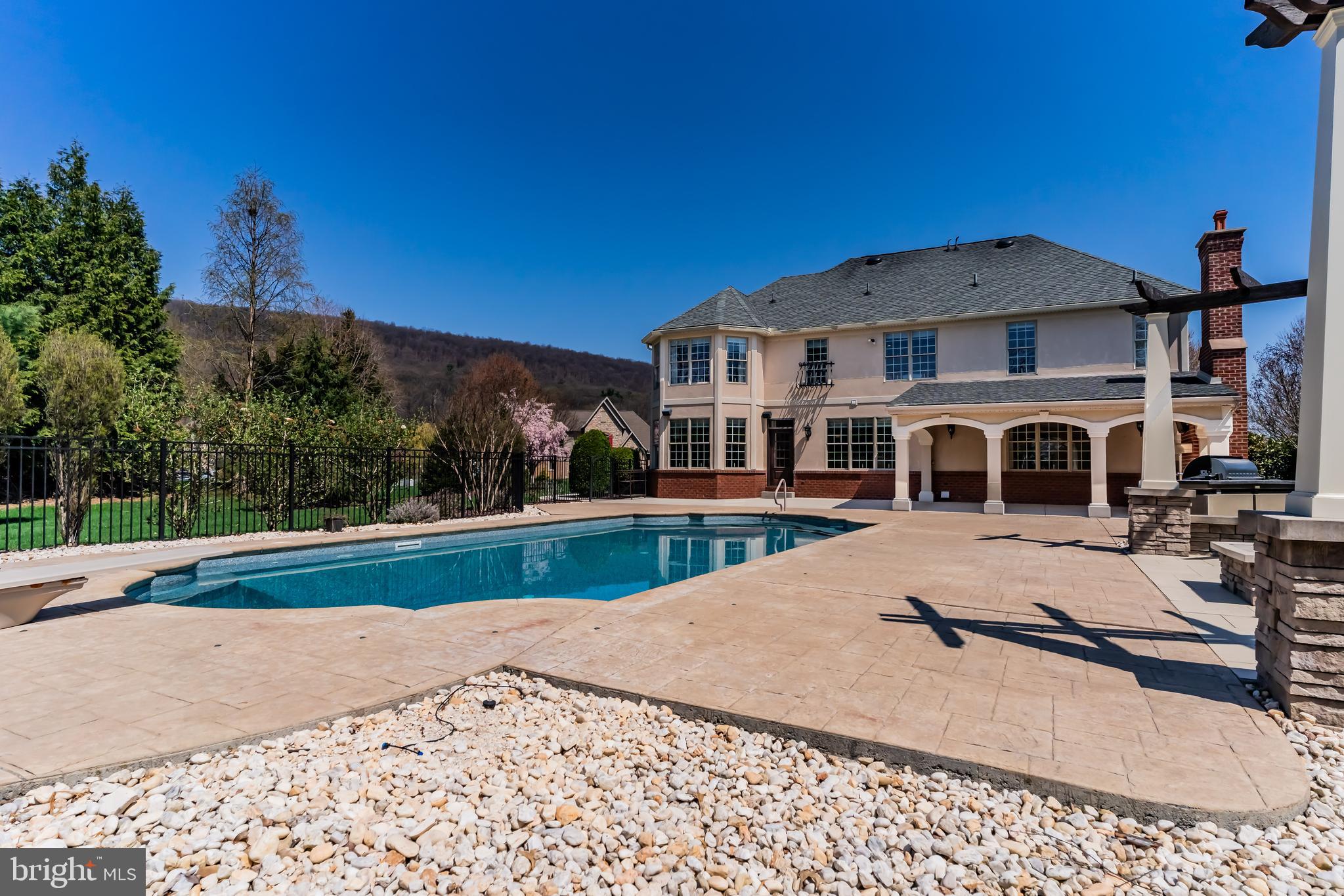 WENTWORTH ESTATES - Residential