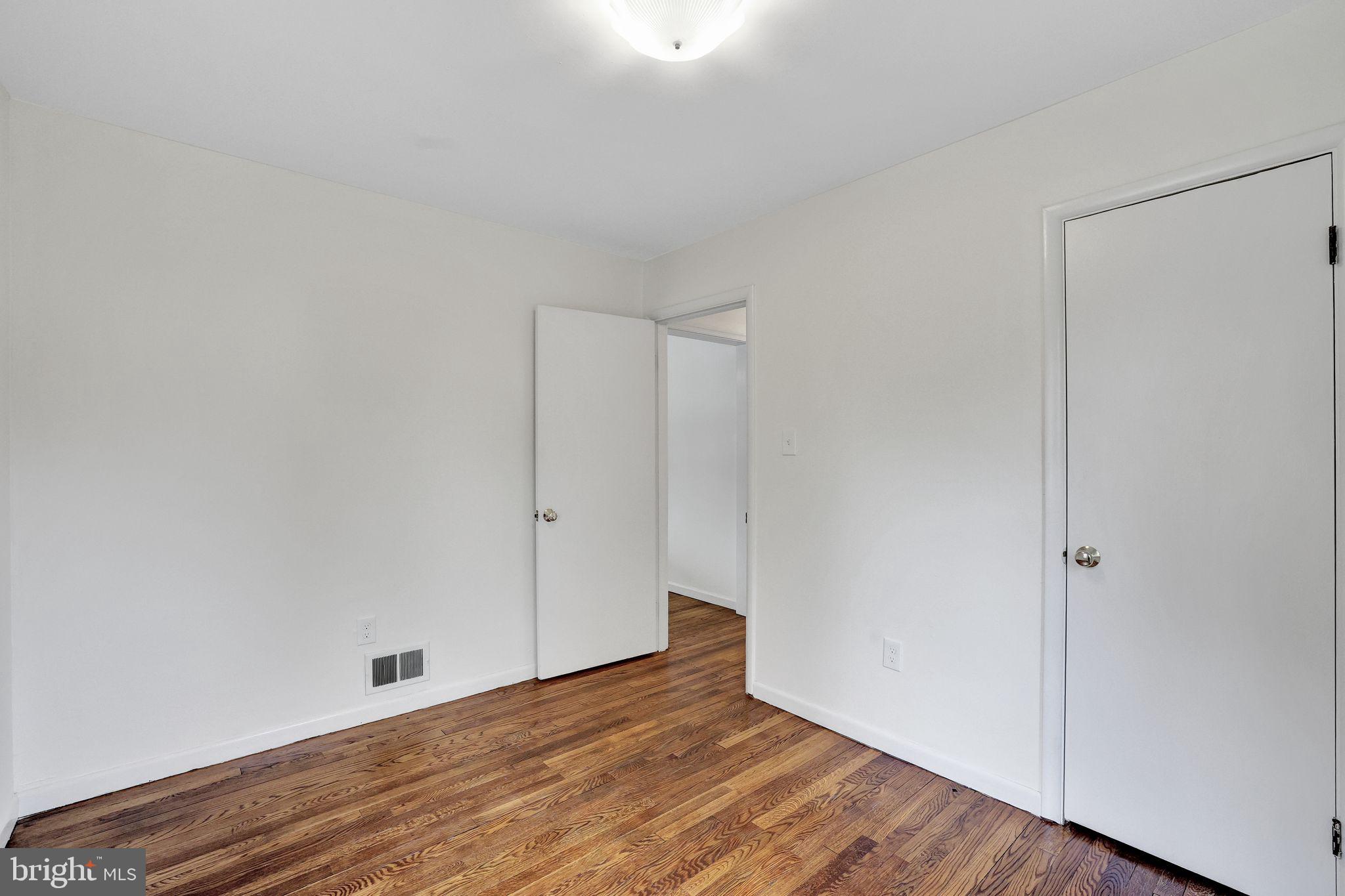 BERWYN PARK - Residential