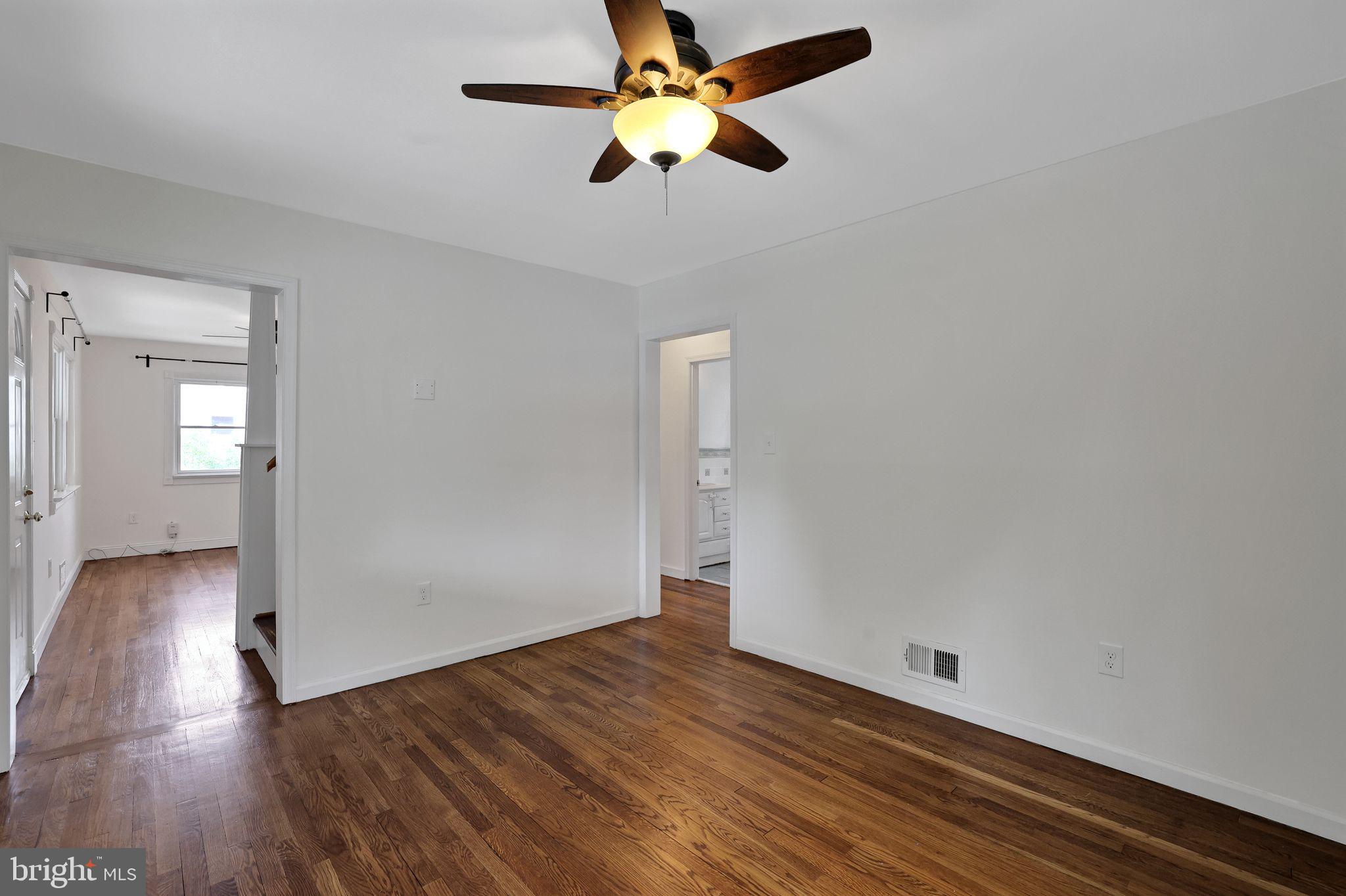 BERWYN PARK - Residential