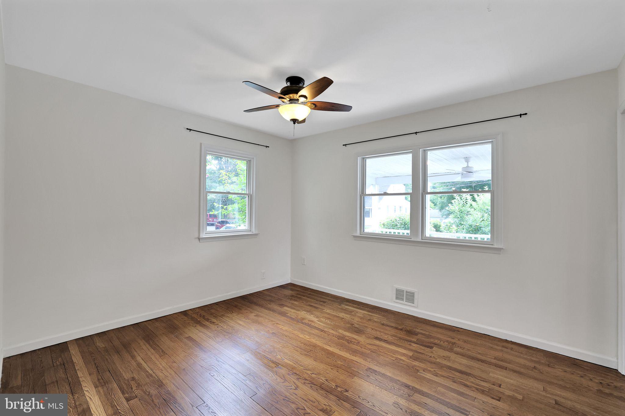 BERWYN PARK - Residential