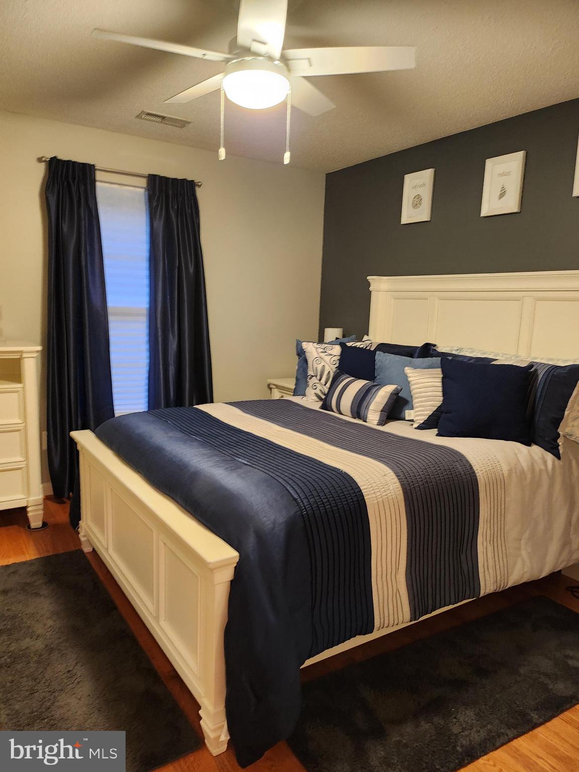 WHISPER CREEK - Residential