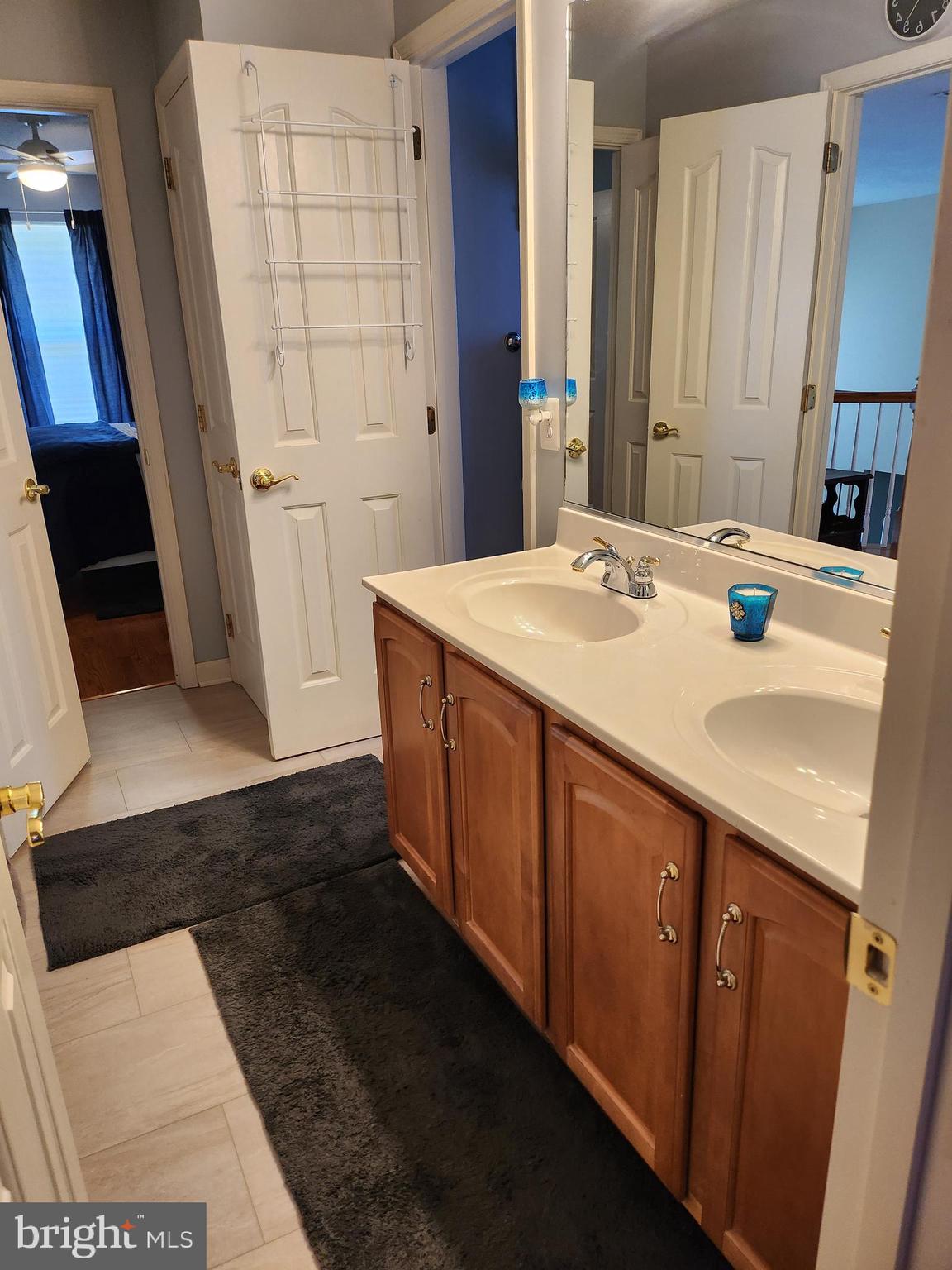 WHISPER CREEK - Residential