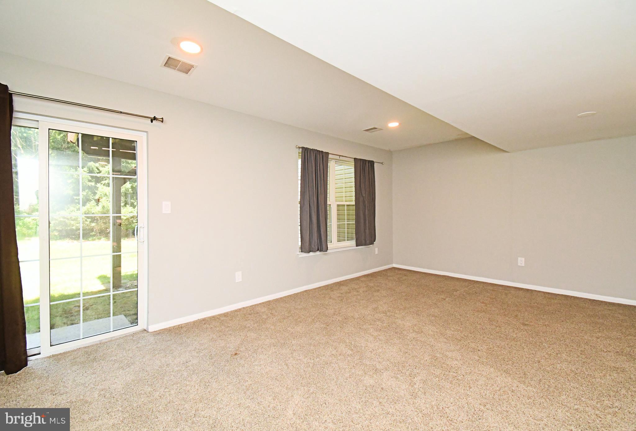 HUNT CLUB - Residential