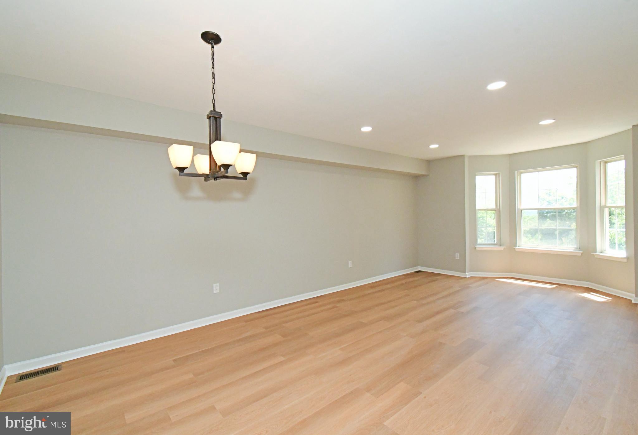 HUNT CLUB - Residential