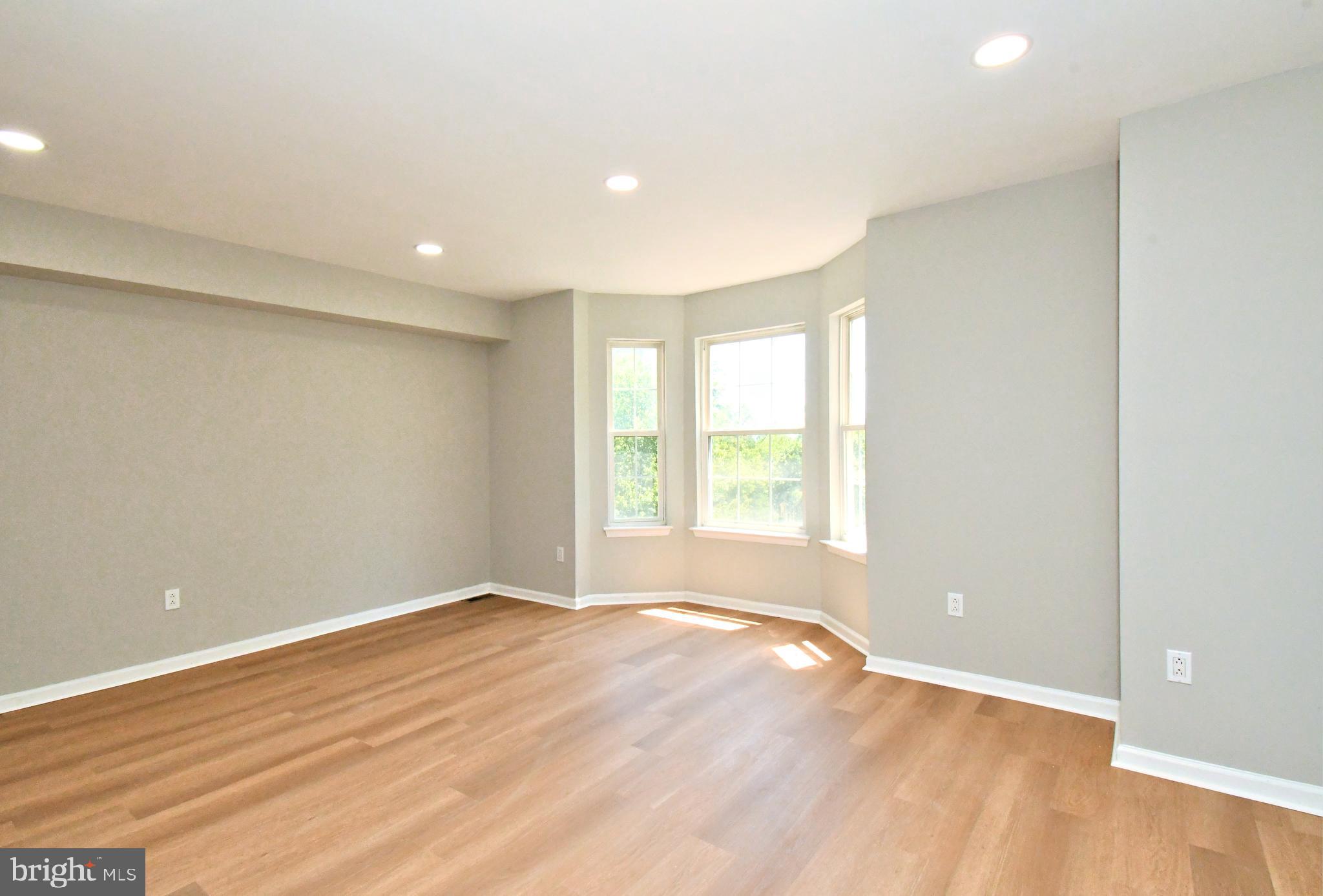 HUNT CLUB - Residential