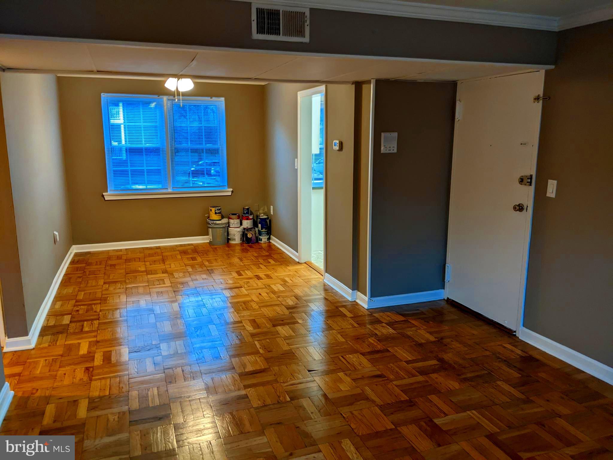 BELLE VIEW - Residential Lease