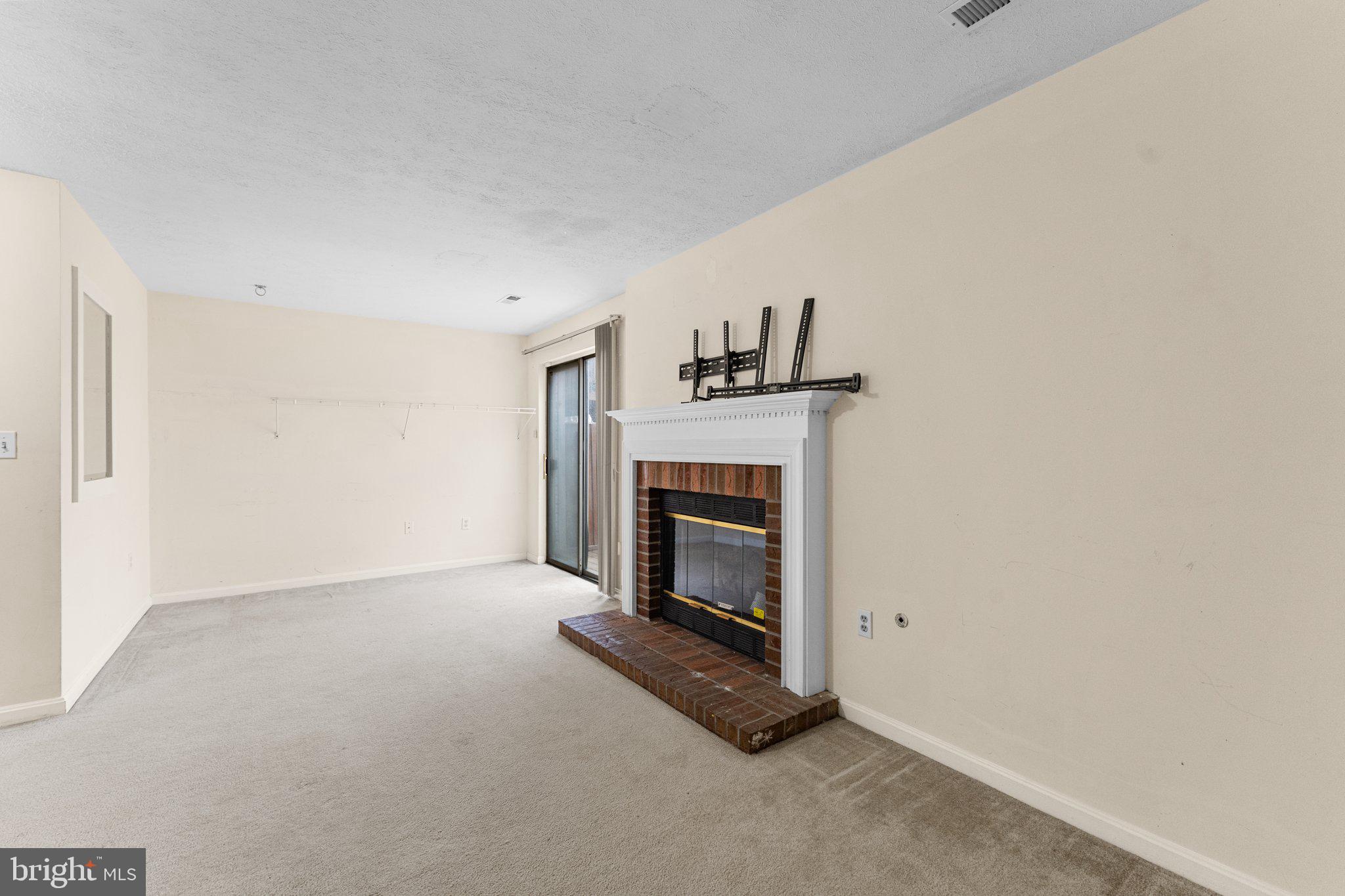 POTOMAC HILLS - Residential