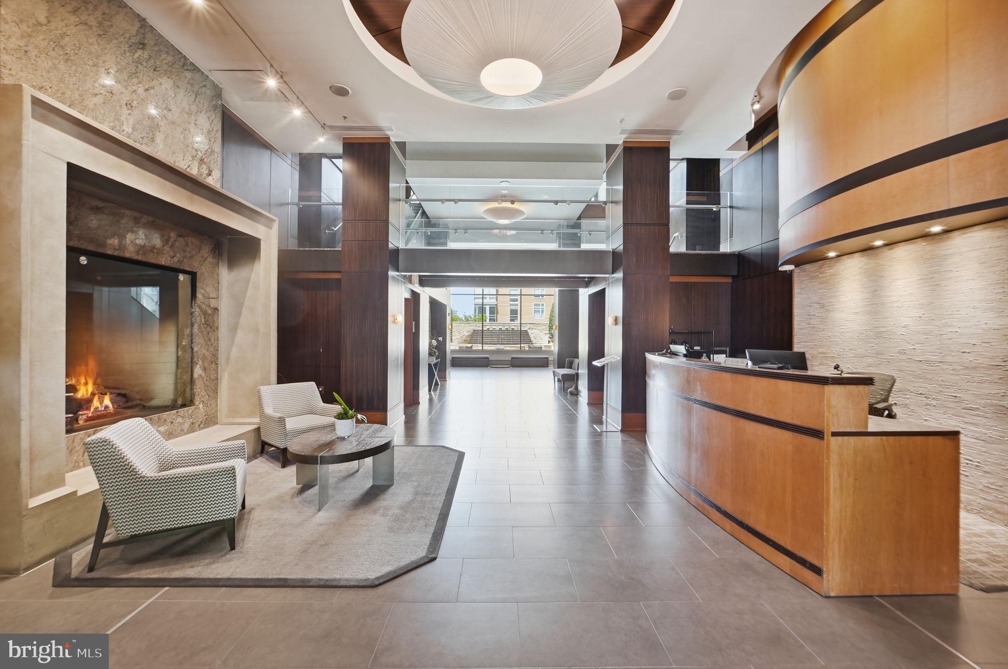 MIDTOWN AT RESTON TOWN CENTER - Residential