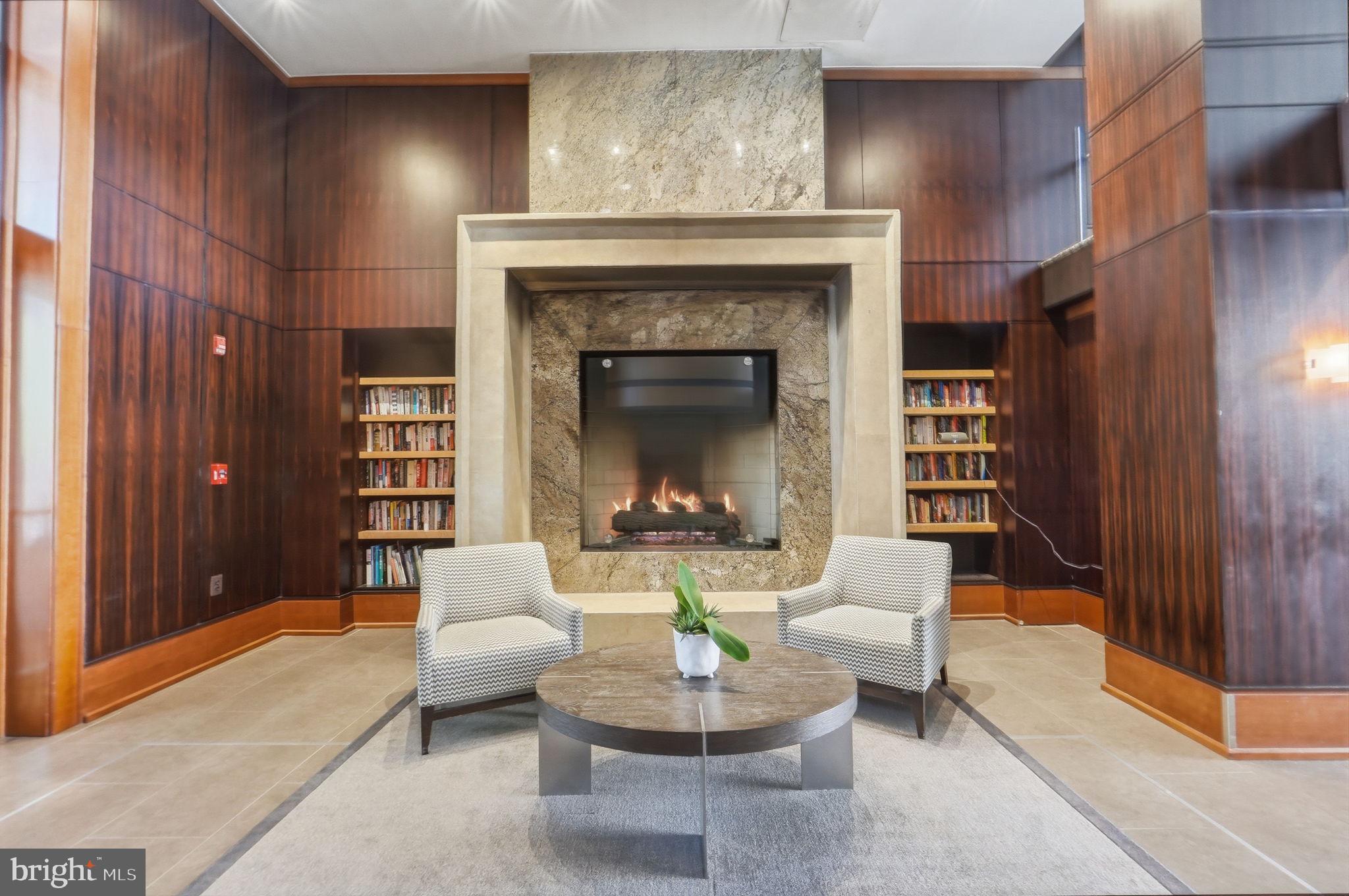 MIDTOWN AT RESTON TOWN CENTER - Residential