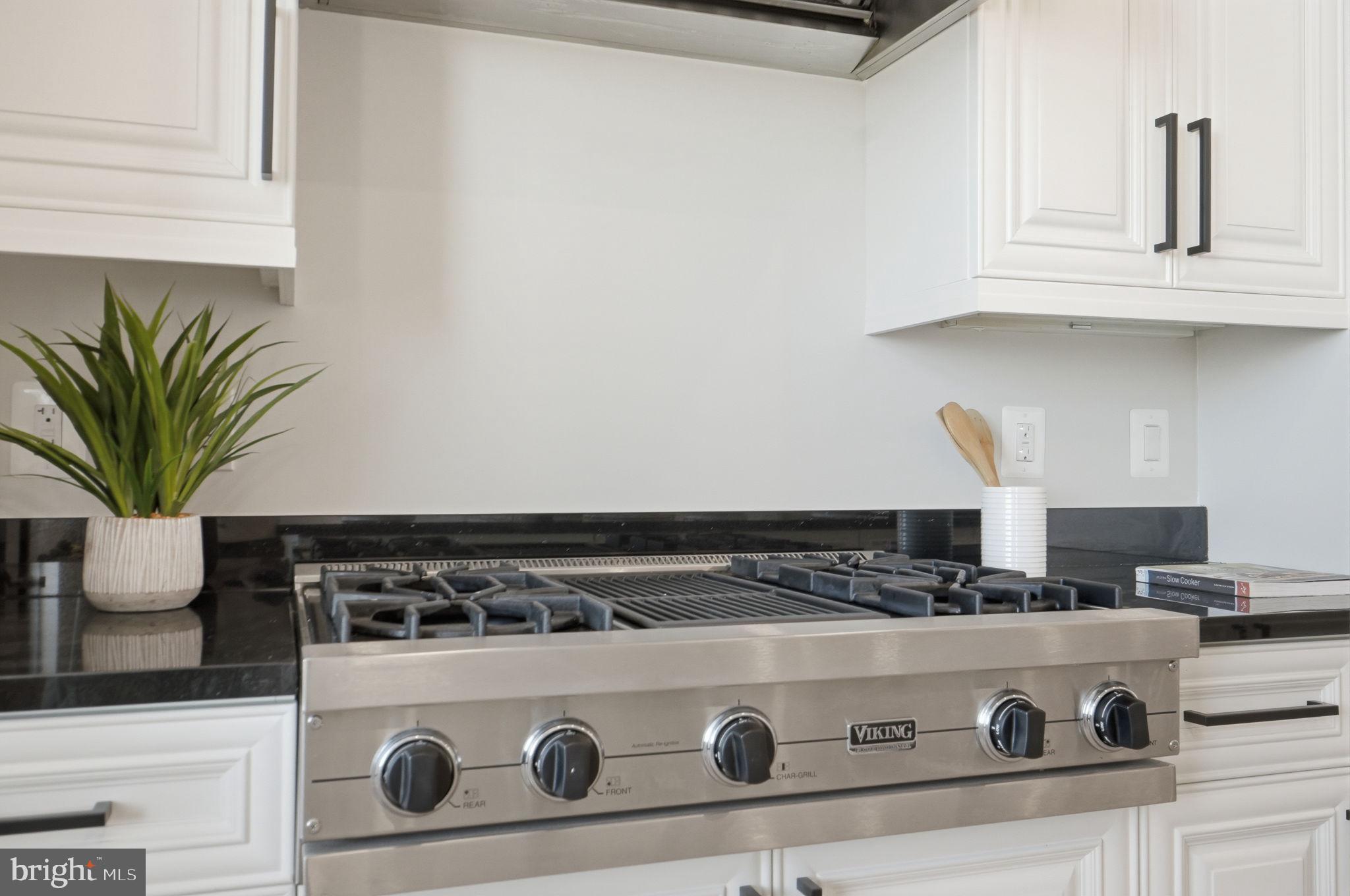 MIDTOWN AT RESTON TOWN CENTER - Residential
