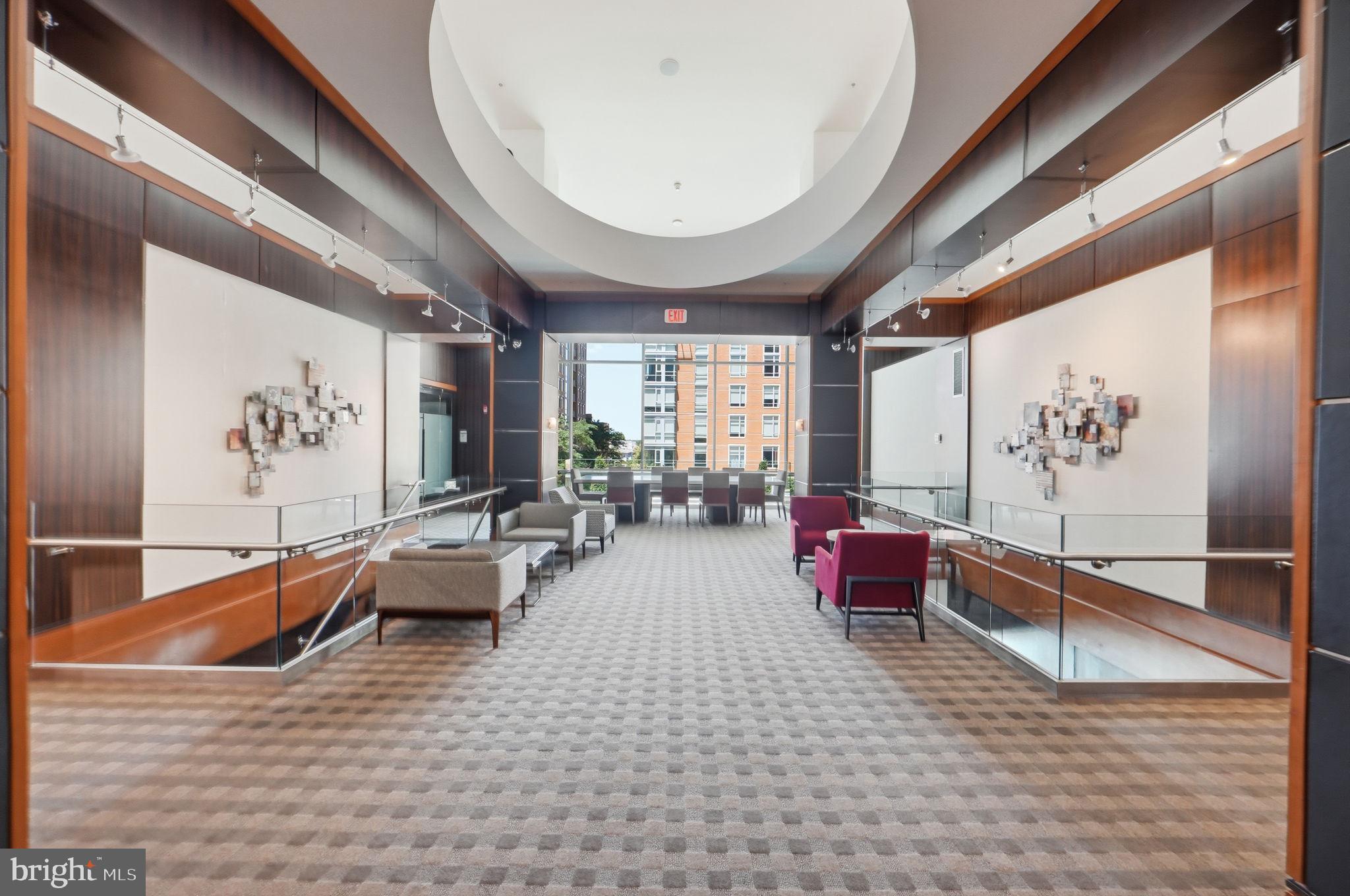 MIDTOWN AT RESTON TOWN CENTER - Residential