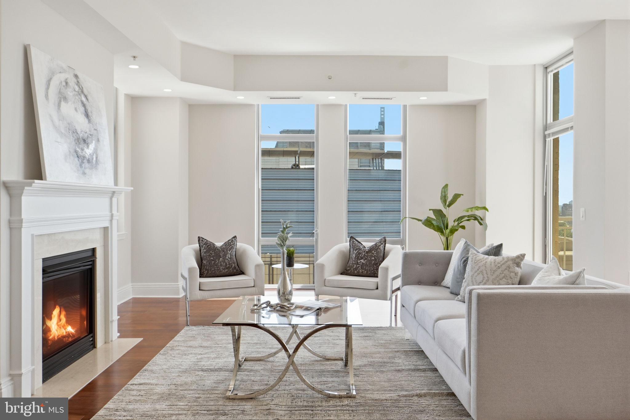 MIDTOWN AT RESTON TOWN CENTER - Residential