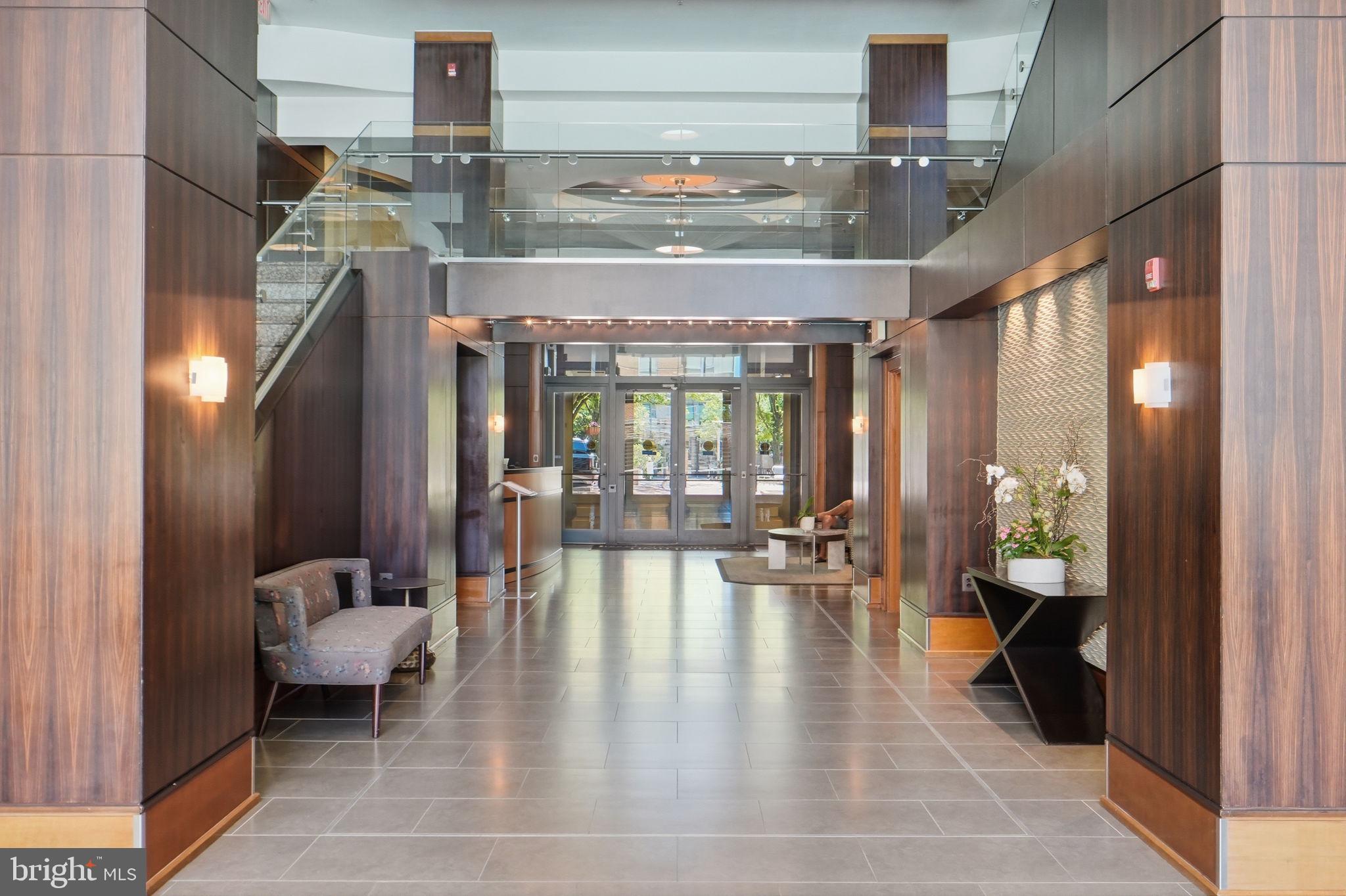 MIDTOWN AT RESTON TOWN CENTER - Residential