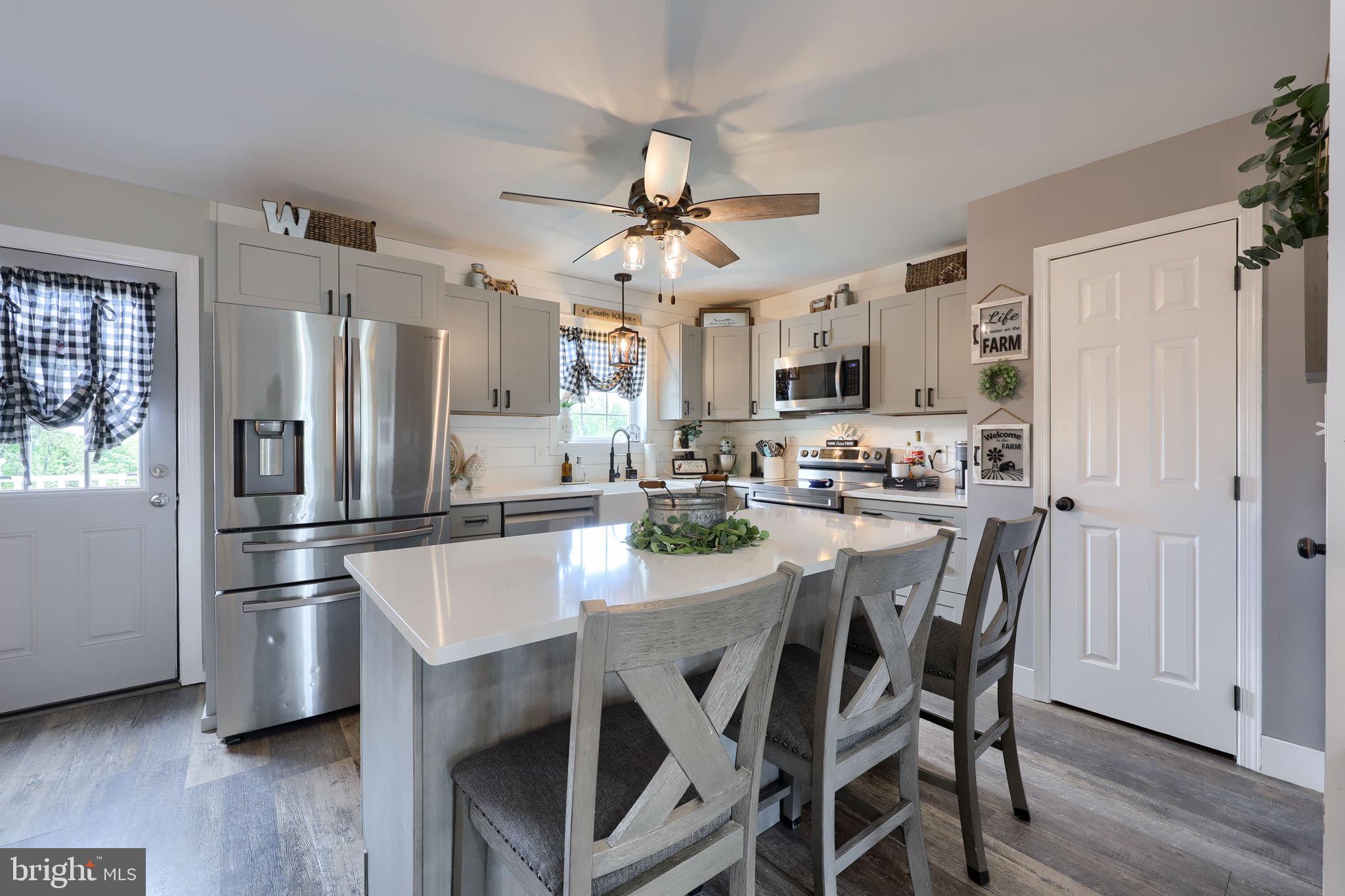 CHATHAM CREEK - Residential