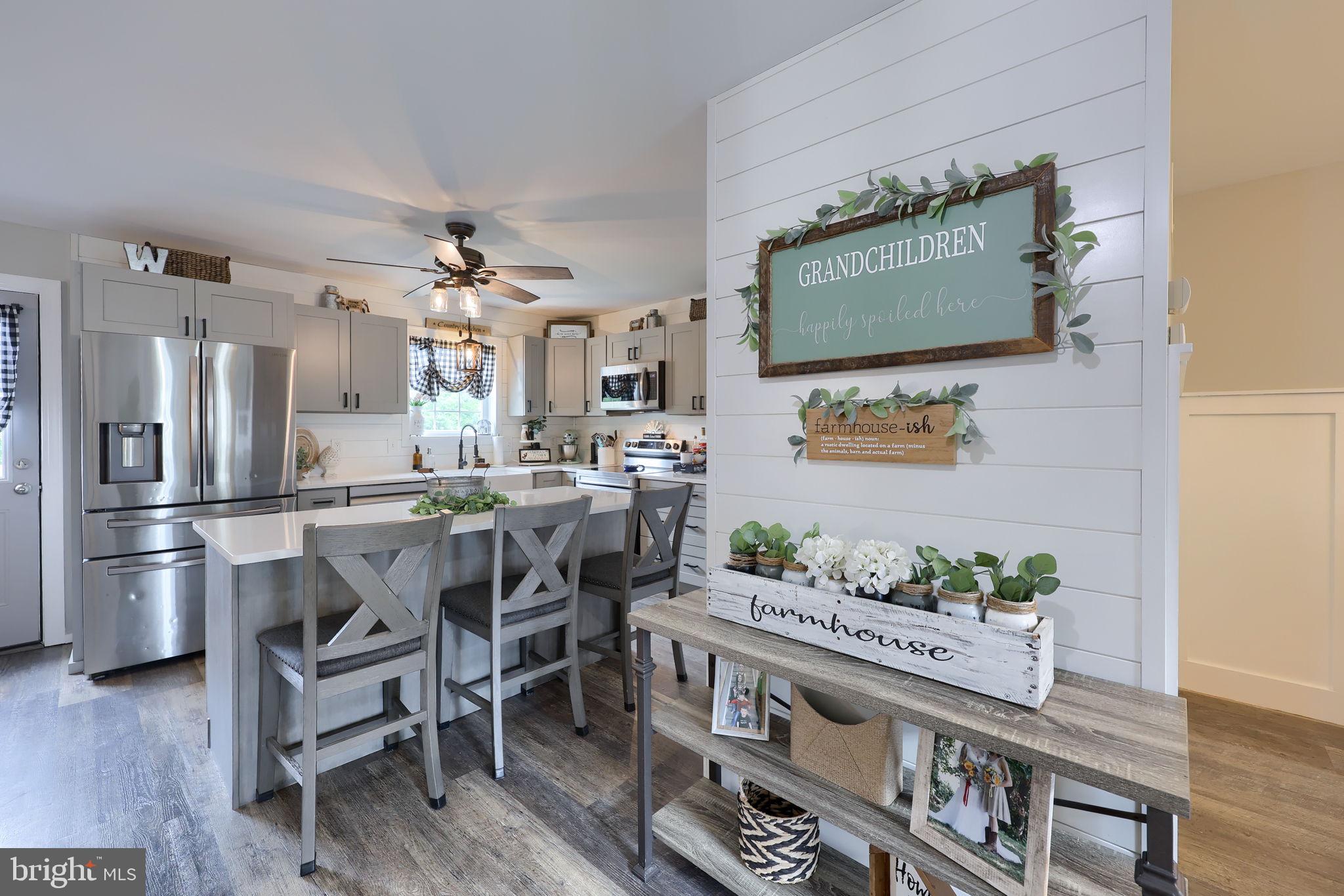 CHATHAM CREEK - Residential