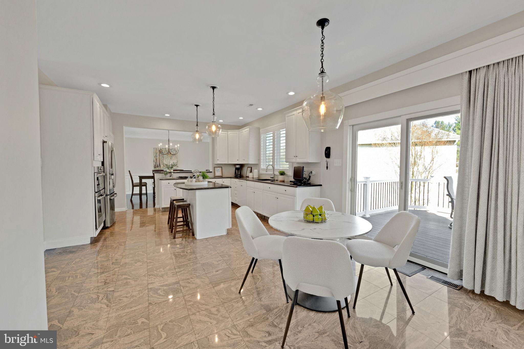 COBBLESTONES AT TH - Residential
