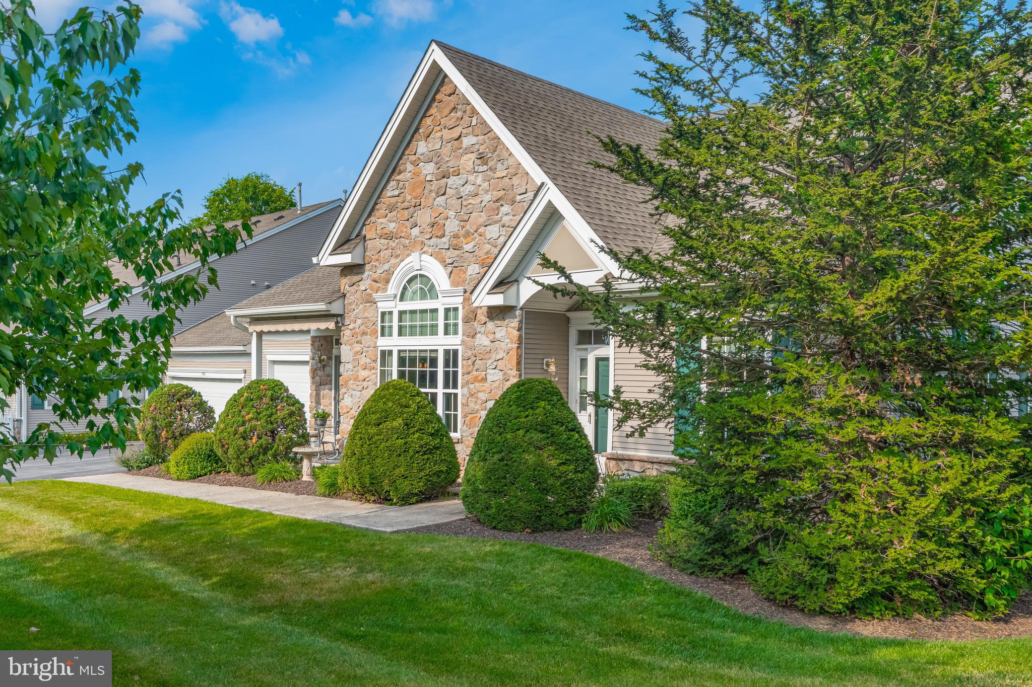 FOUR SEASONS AT SV - Residential