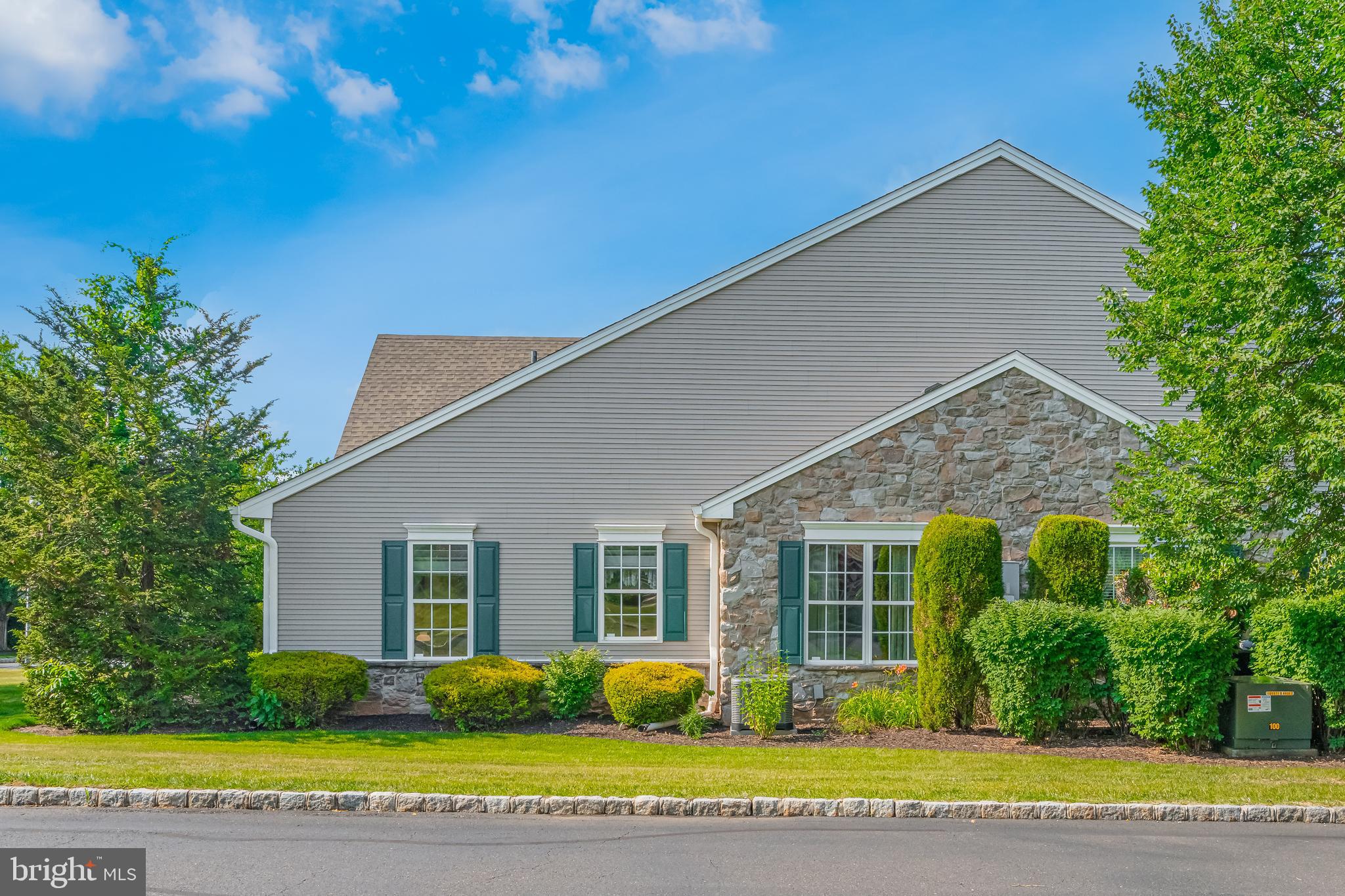 FOUR SEASONS AT SV - Residential