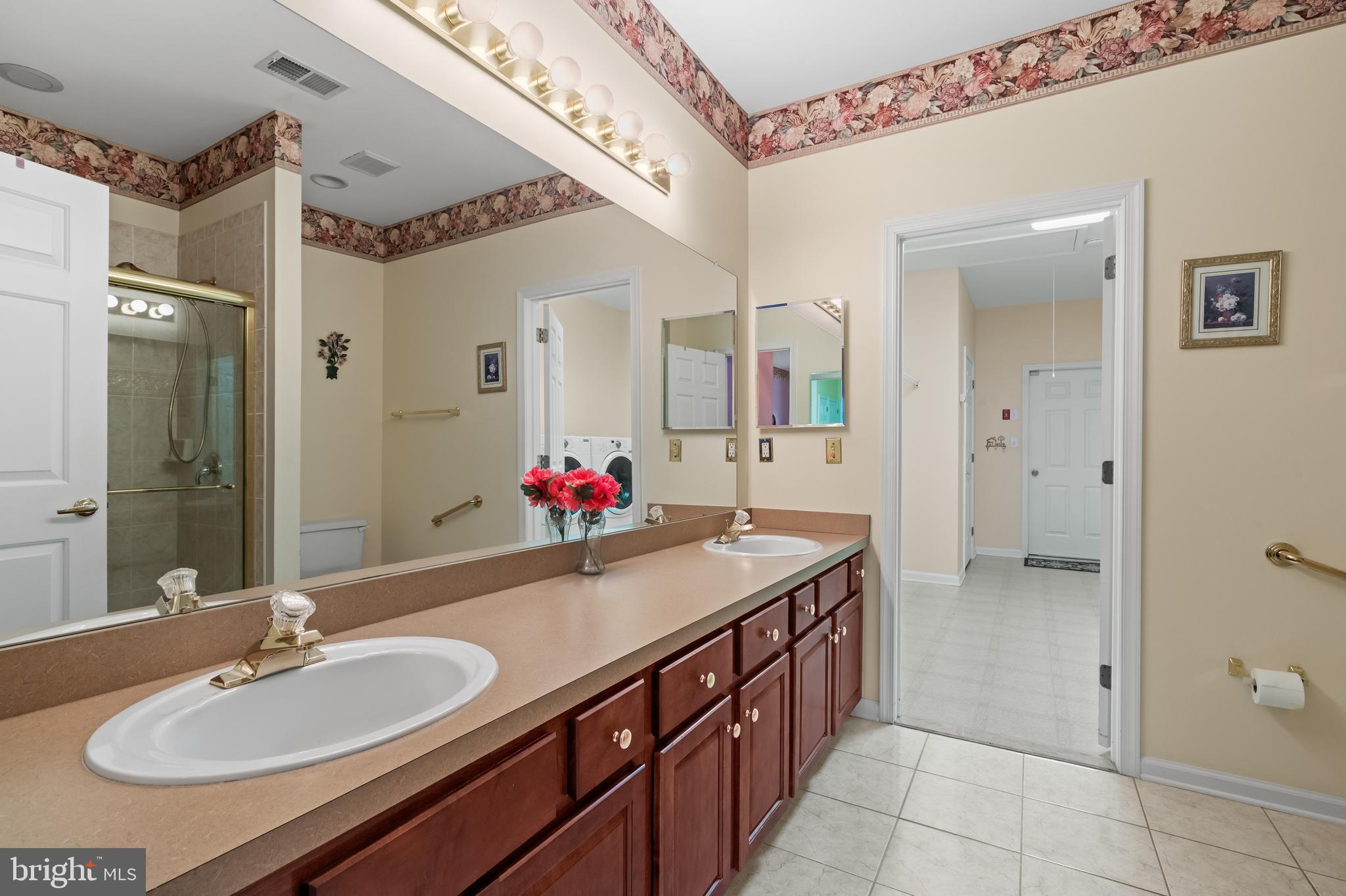 FOUR SEASONS AT SV - Residential