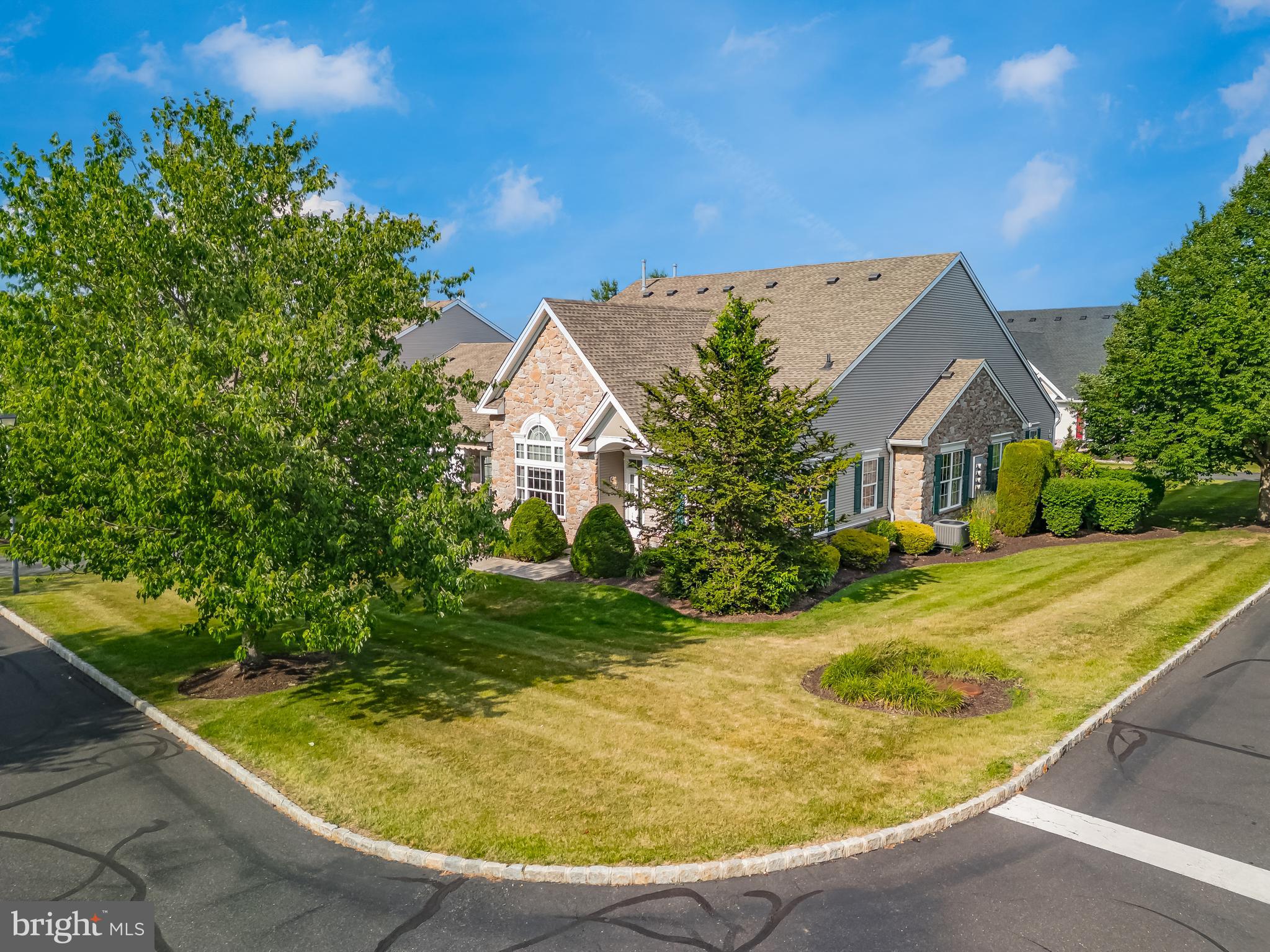 FOUR SEASONS AT SV - Residential